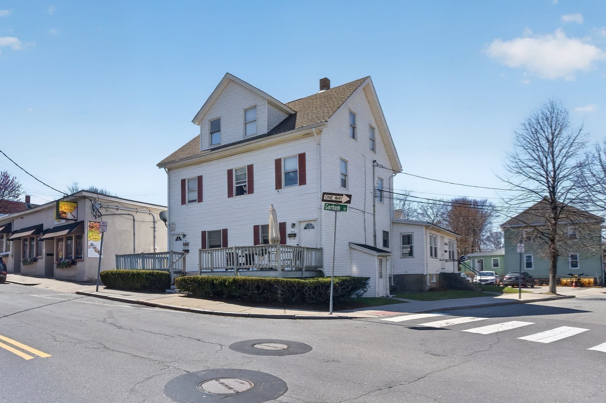 4 Family at 227-229 Newton Street, Waltham MA 02453, Waltham, photo 3 of 42