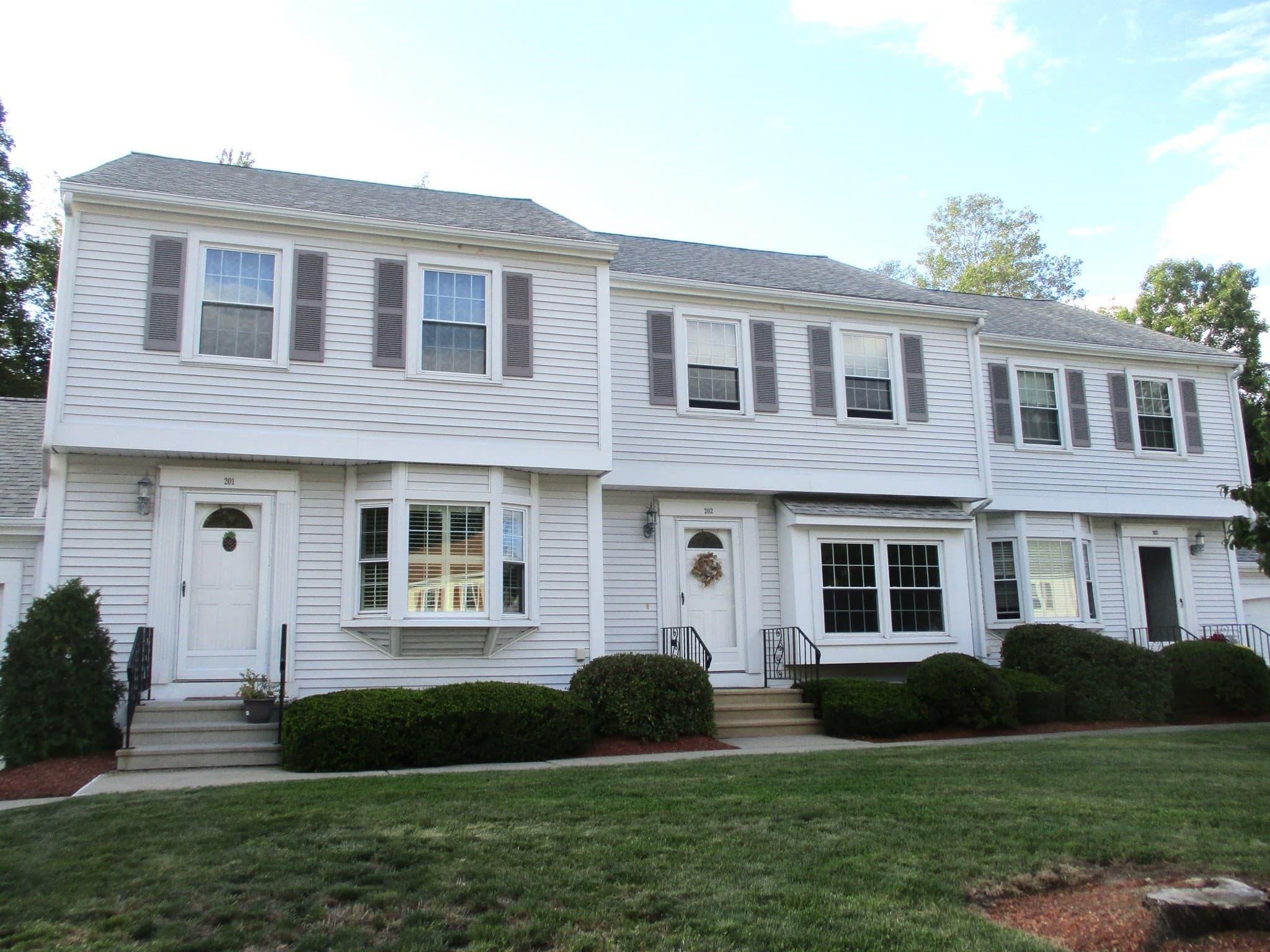 Condominium at 202 Heritage Ln # 202, Auburn MA 01501, Auburn, photo 2 of 19