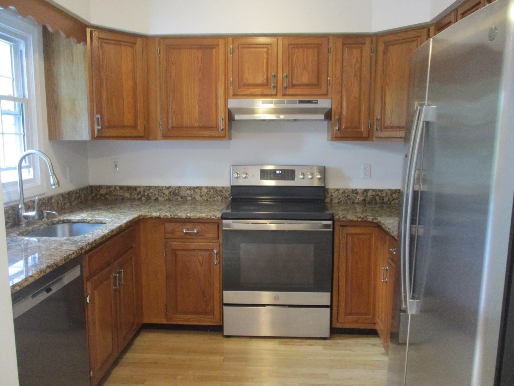 Condominium at 202 Heritage Ln # 202, Auburn MA 01501, Auburn, photo 8 of 19