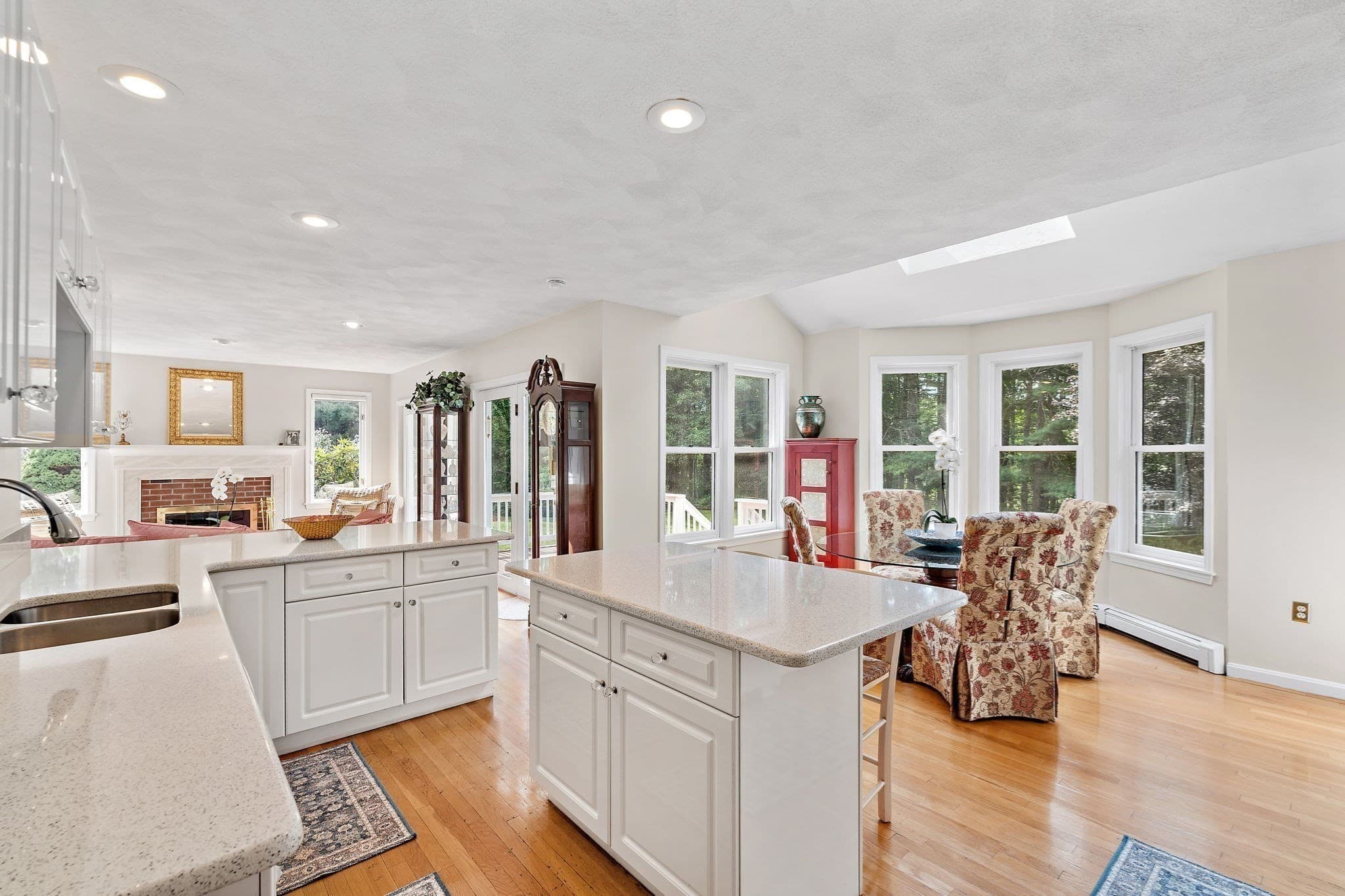 Single Family Residence at 5 Buckskin Lane, Westford MA 01886, Westford, photo 8 of 42