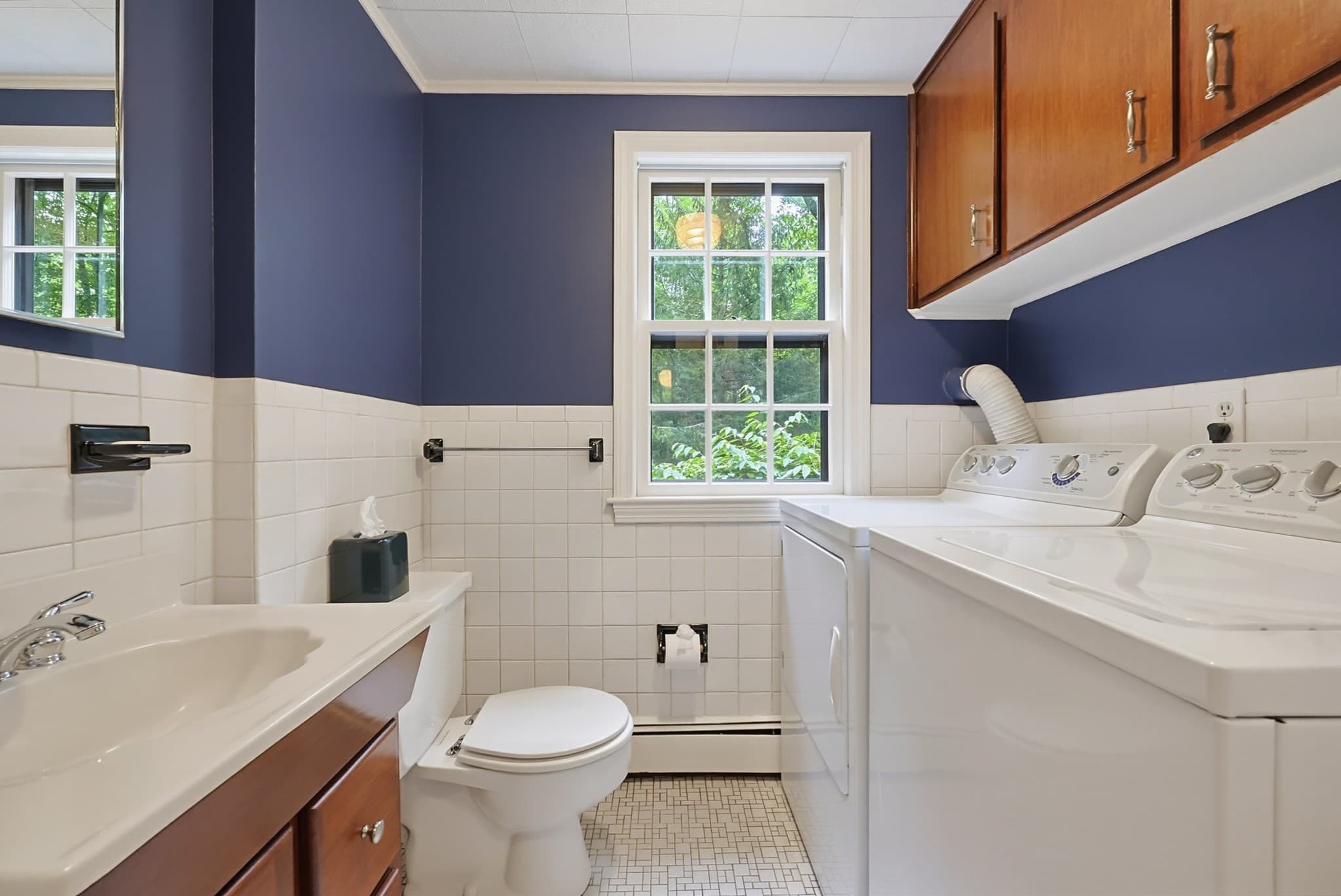 Single Family Residence at 145 Nason Hill Rd, Sherborn MA 01770, Sherborn, photo 14 of 36