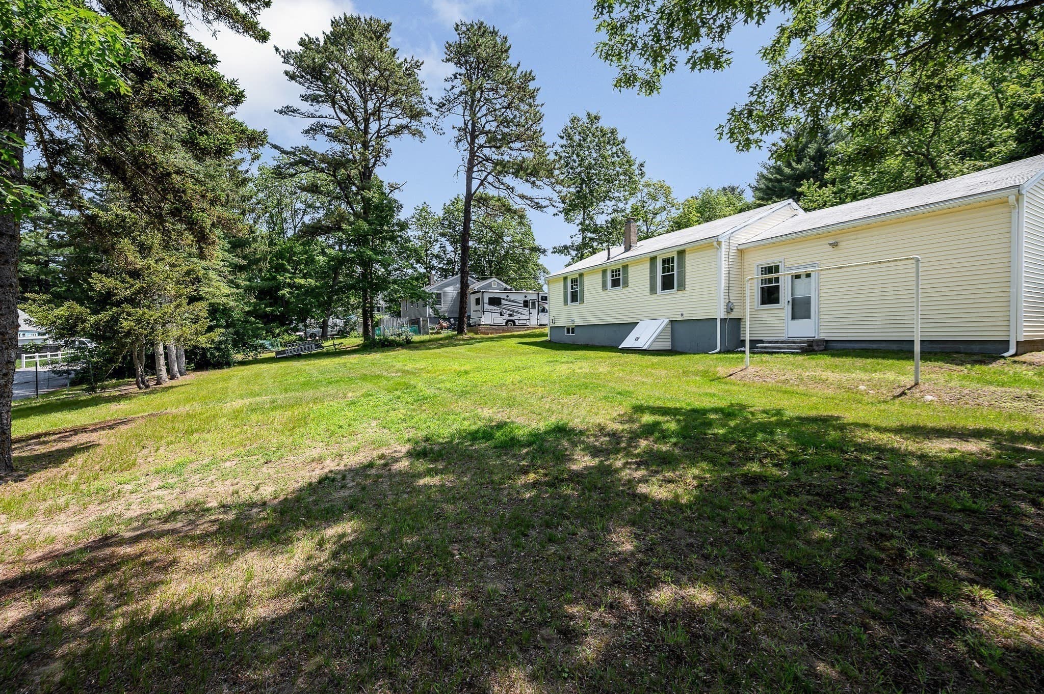 Single Family Residence at 9 Hinckley Rd, Tewksbury MA 01876, Tewksbury, photo 17 of 20