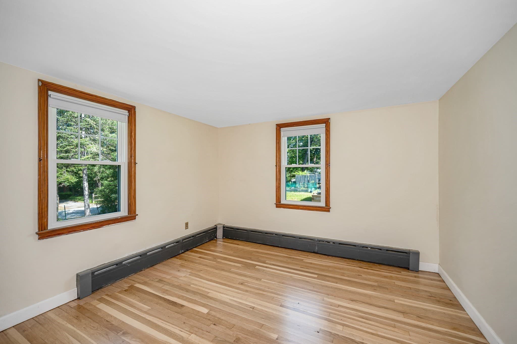 Single Family Residence at 9 Hinckley Rd, Tewksbury MA 01876, Tewksbury, photo 10 of 20
