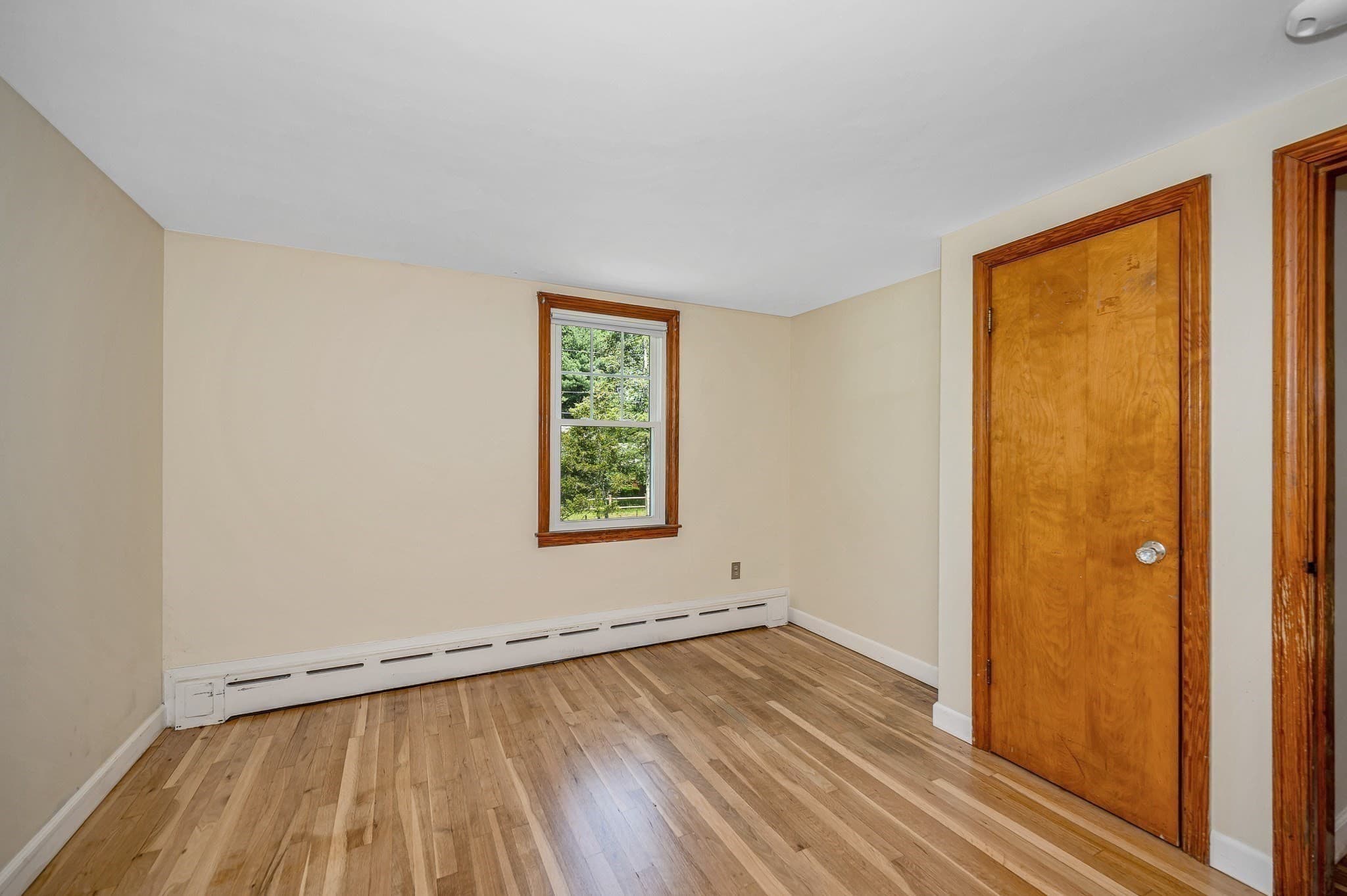 Single Family Residence at 9 Hinckley Rd, Tewksbury MA 01876, Tewksbury, photo 14 of 20