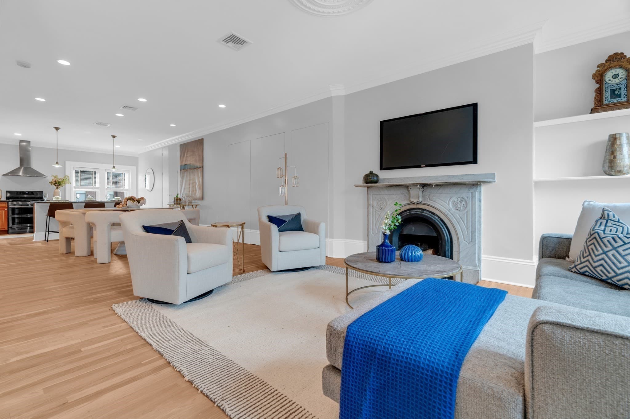 Condominium at 69 Rutland St # 3, Boston MA 02118, photo 6 of 39