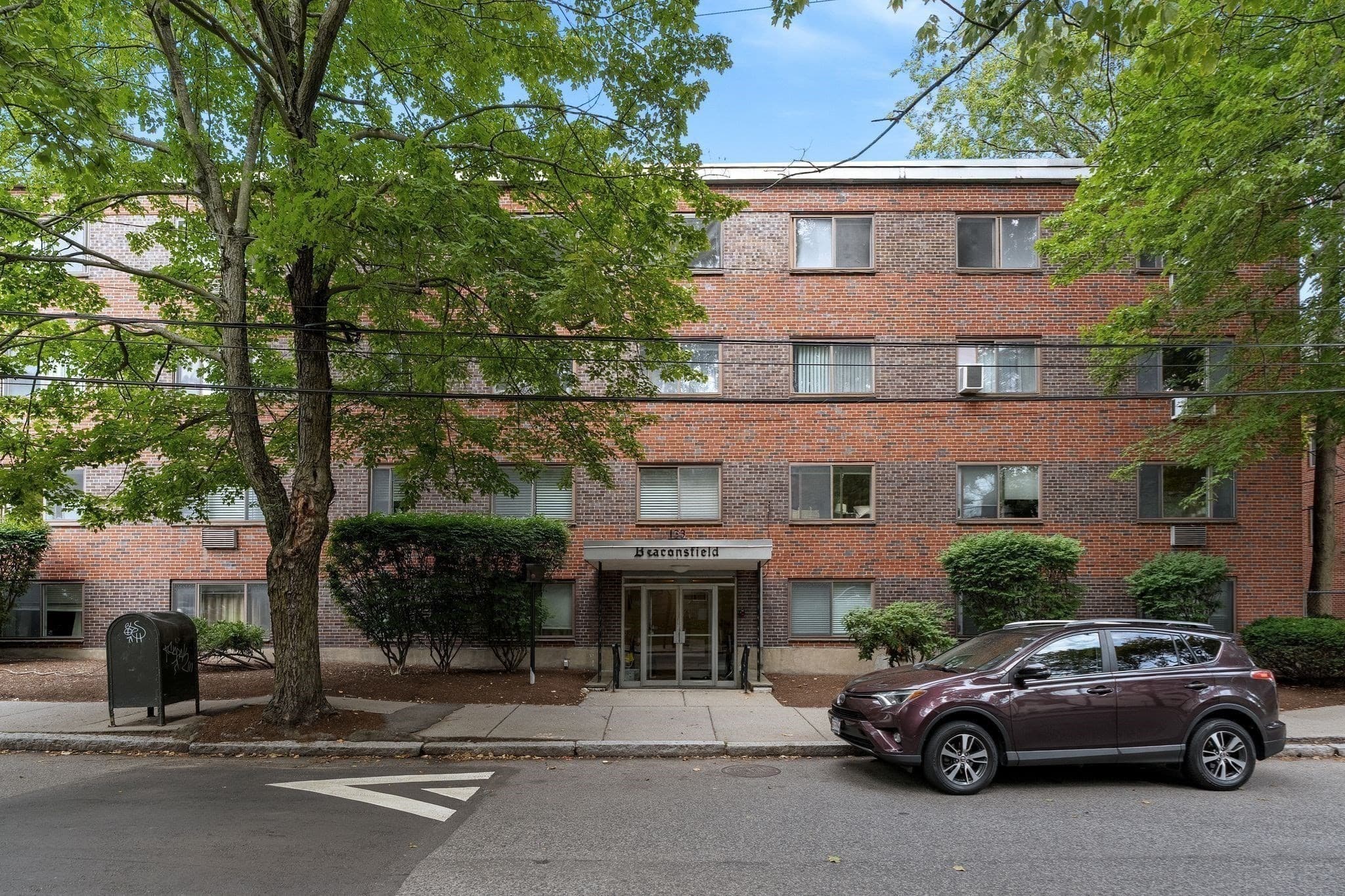 Condominium at 133 Beaconsfield Rd # 23, Brookline MA 02445, Brookline, photo 17 of 18