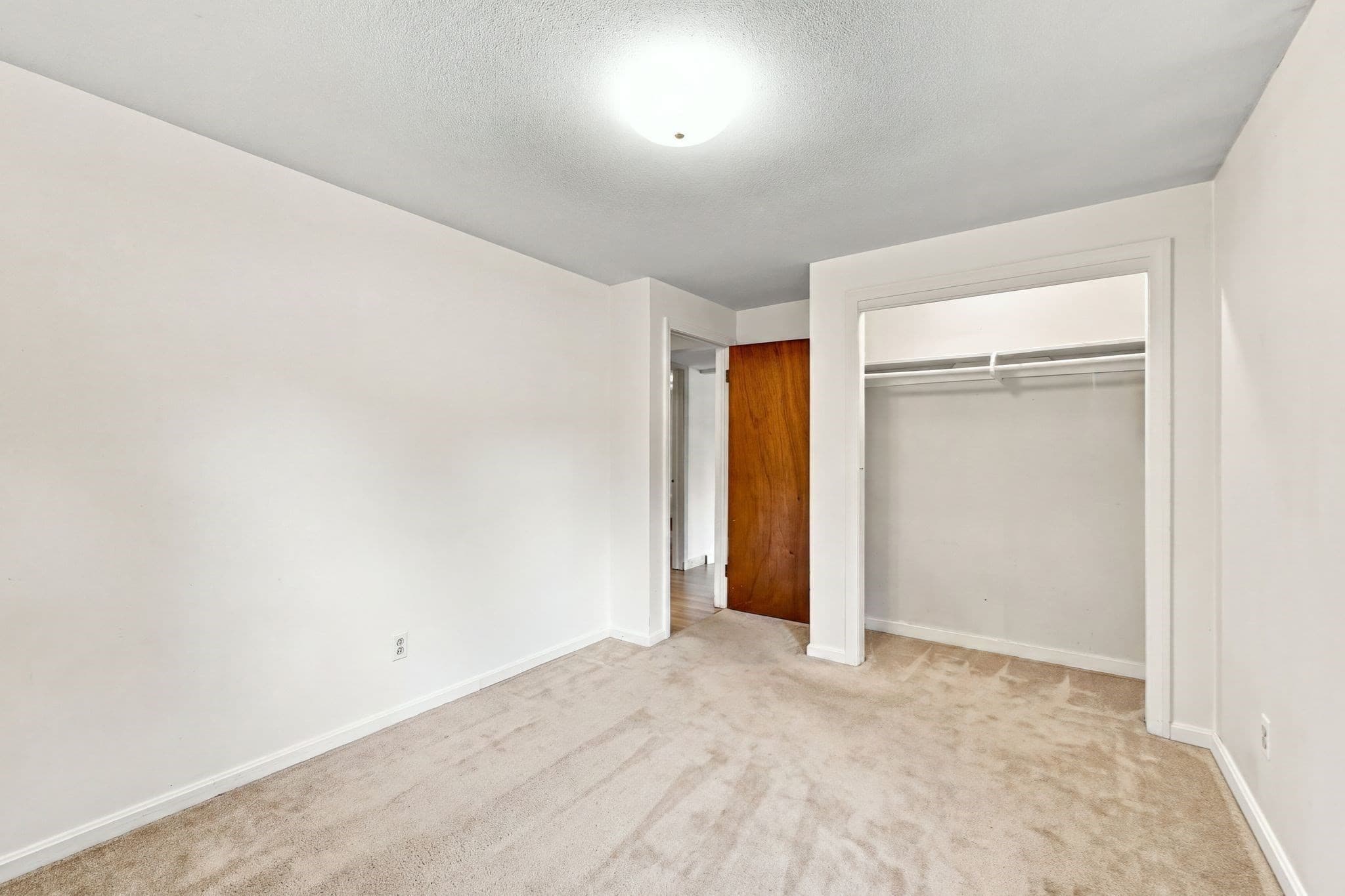 Single Family Residence at 36 Silver Lake Dr, Agawam MA 01001, Agawam, photo 23 of 40