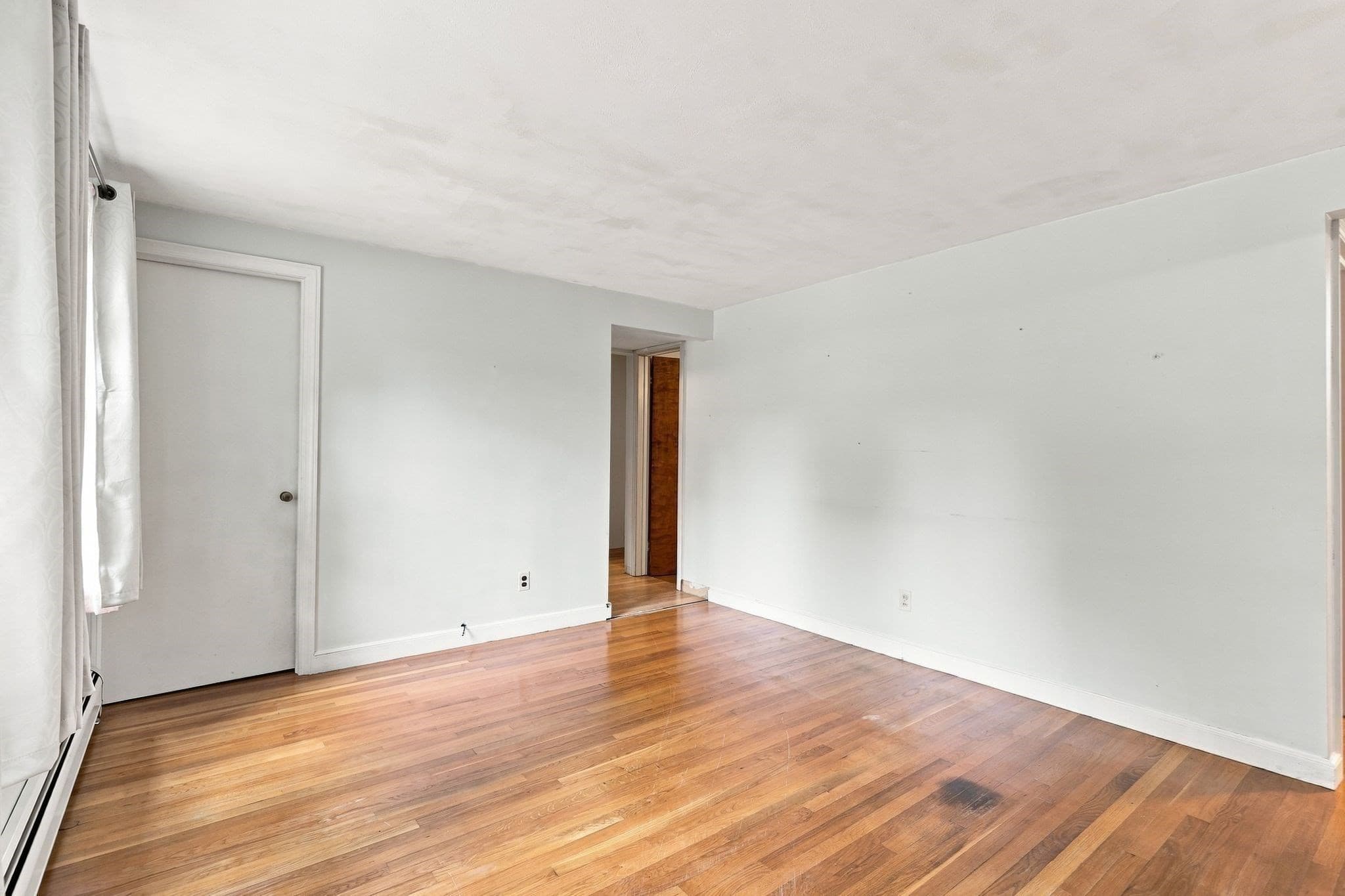 Single Family Residence at 36 Silver Lake Dr, Agawam MA 01001, Agawam, photo 17 of 40