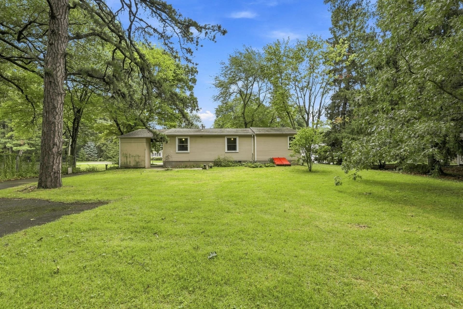 Single Family Residence at 36 Silver Lake Dr, Agawam MA 01001, photo 34 of 40