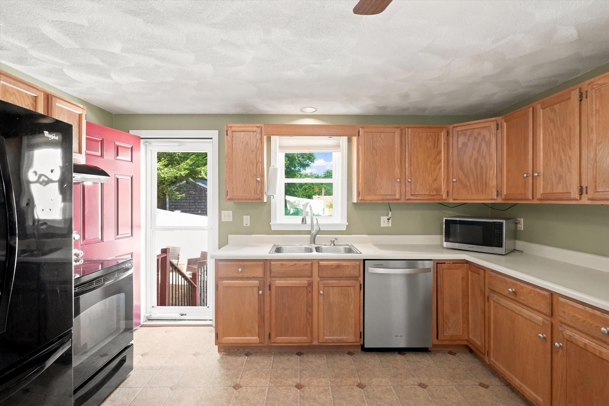 Single Family Residence at 104 Center St., Groveland MA 01834, Groveland, photo 10 of 28