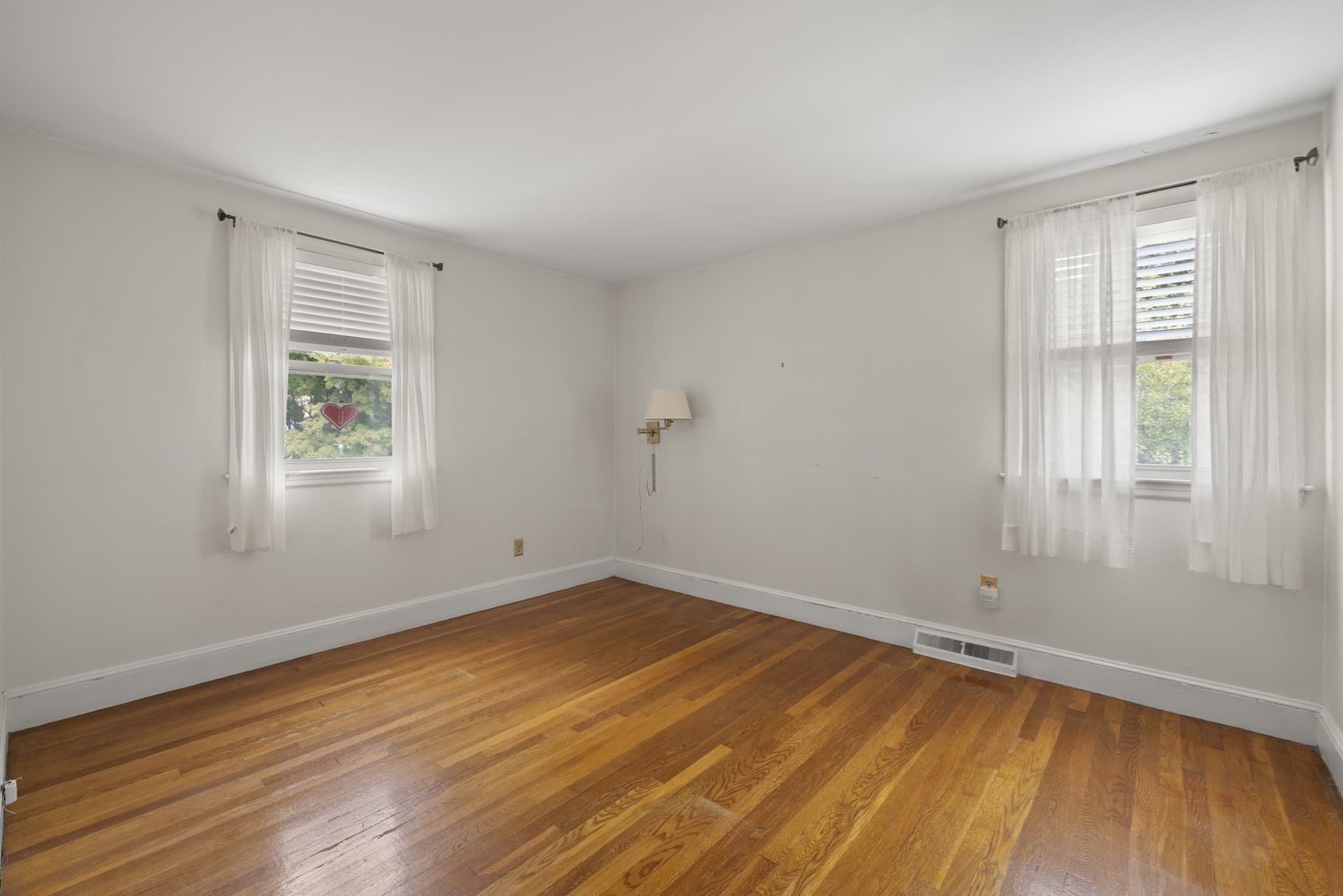Single Family Residence at 8 Russell Road, Whitman MA 02382, Whitman, photo 13 of 20