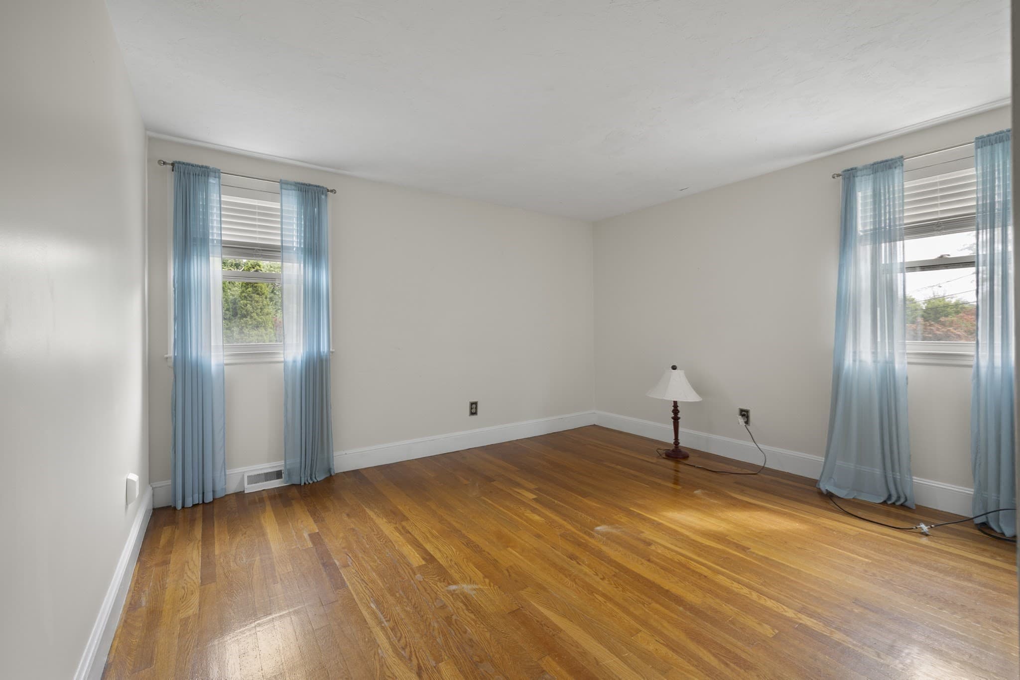 Single Family Residence at 8 Russell Road, Whitman MA 02382, Whitman, photo 11 of 20