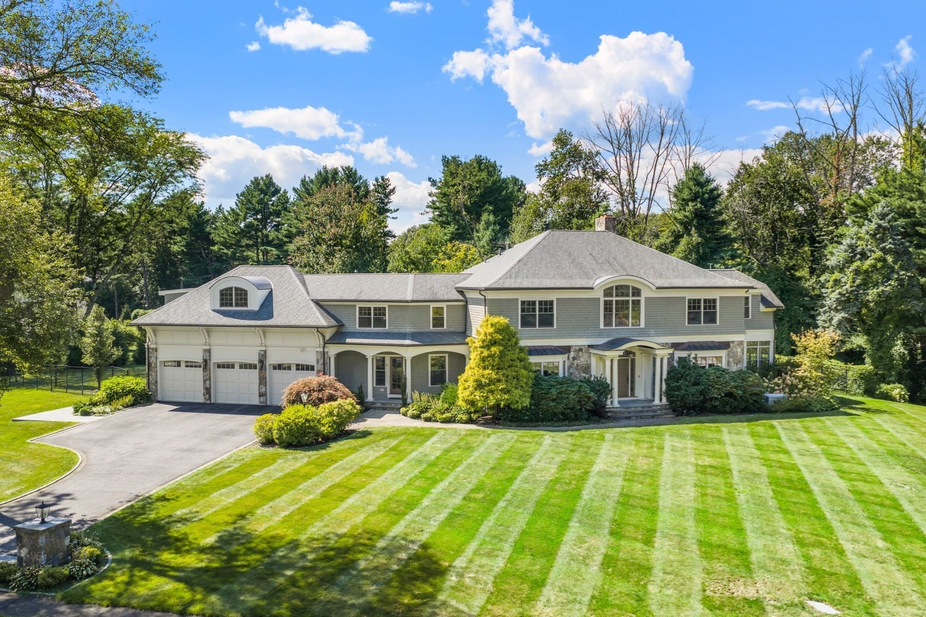 Single Family Residence at 21 Westerly, Weston MA 02493, Weston, photo 2 of 37