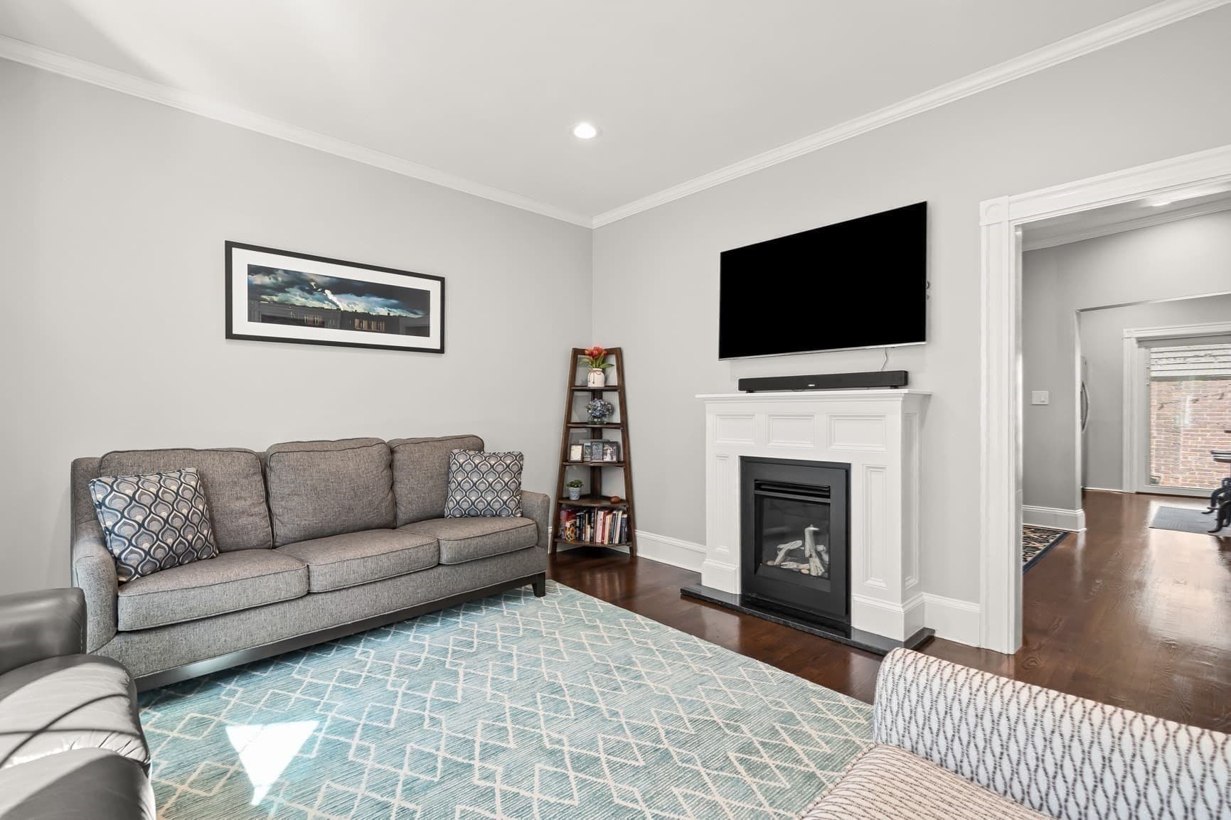 Single Family Residence at 372 Silver St, Boston MA 02127, photo 5 of 20