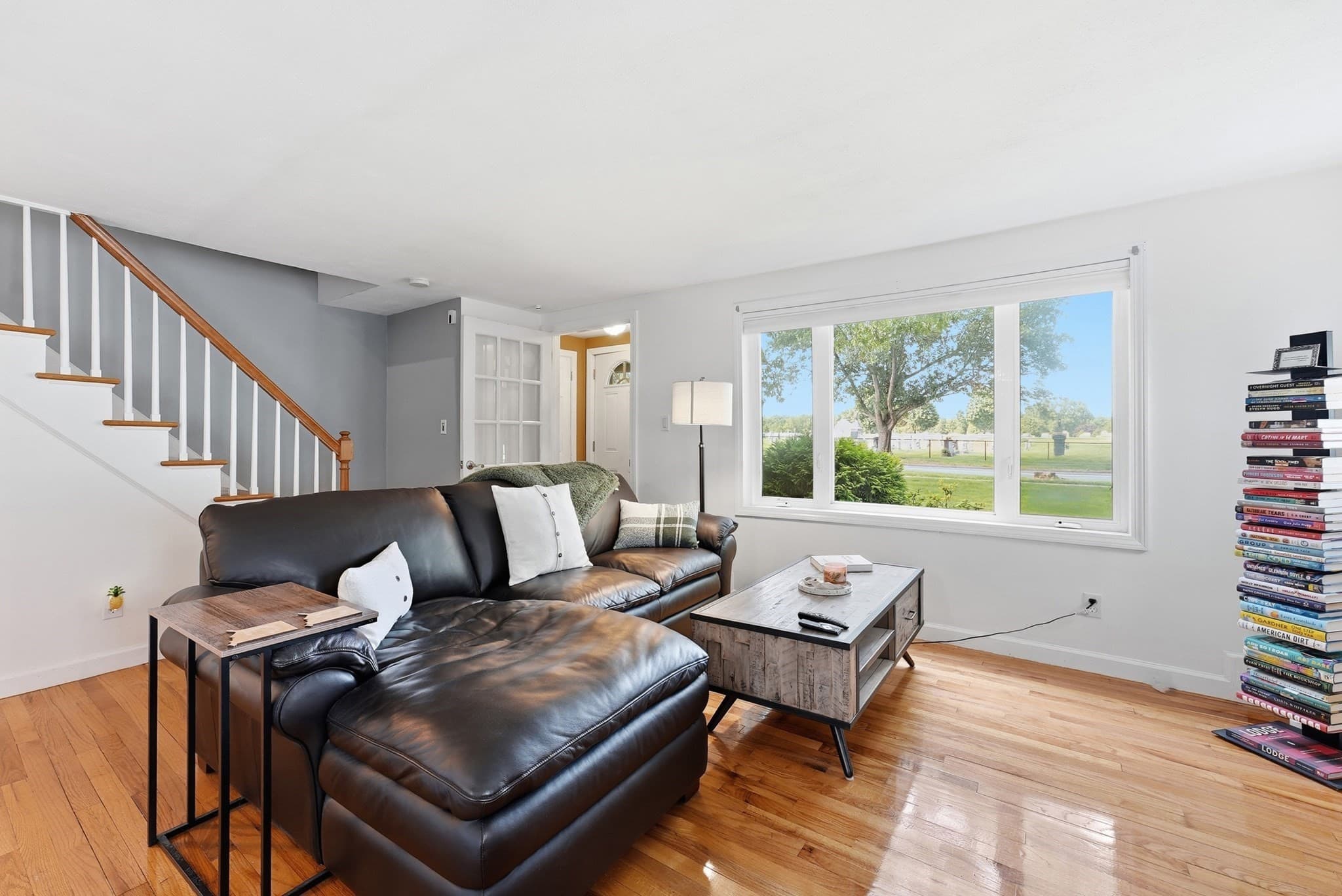 Single Family Residence at 401 Kings Hwy, West Springfield MA 01089, West Springfield, photo 6 of 39