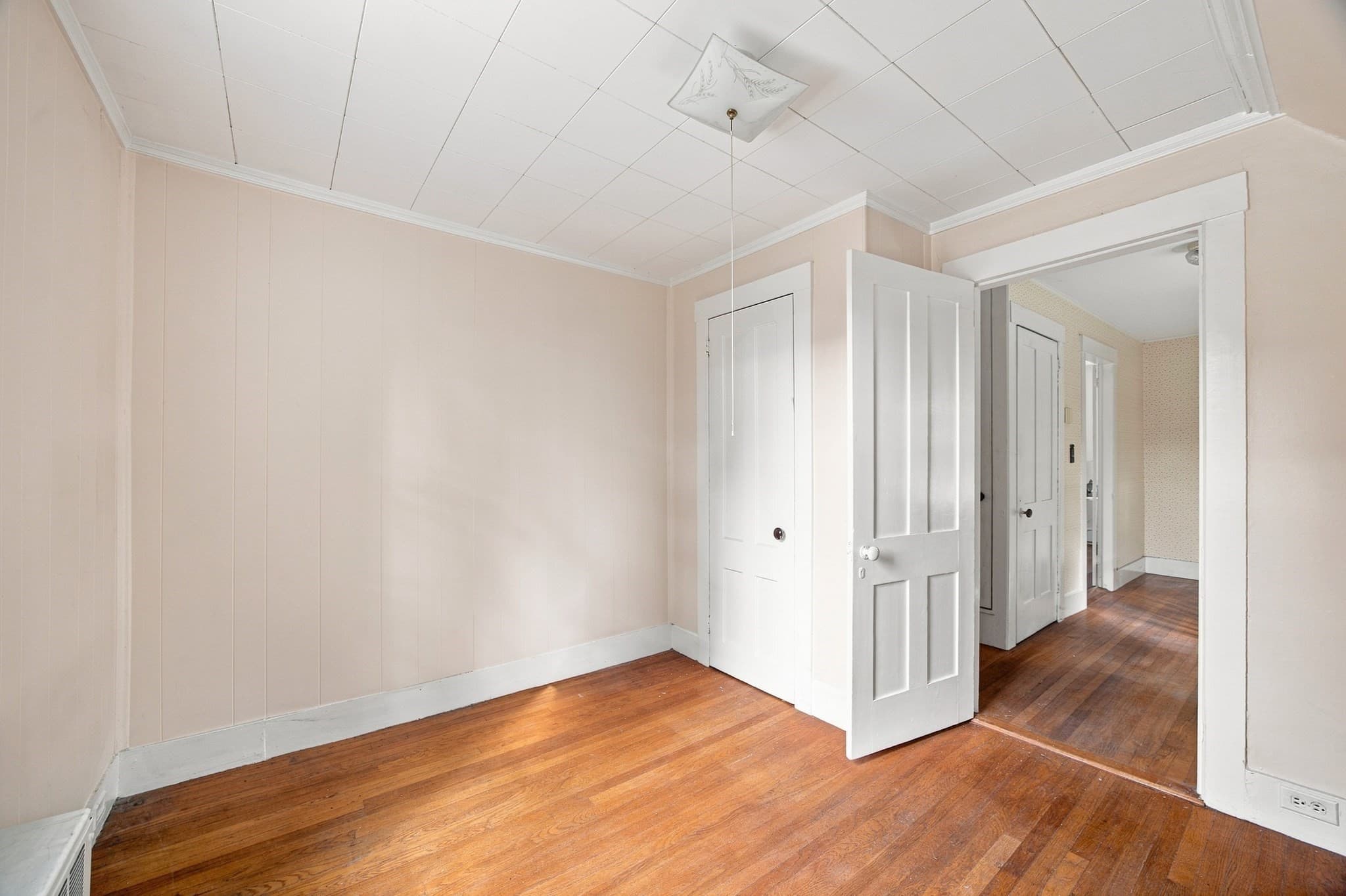 Single Family Residence at 46 Finn St, Northampton MA 01060, Northampton, photo 30 of 36