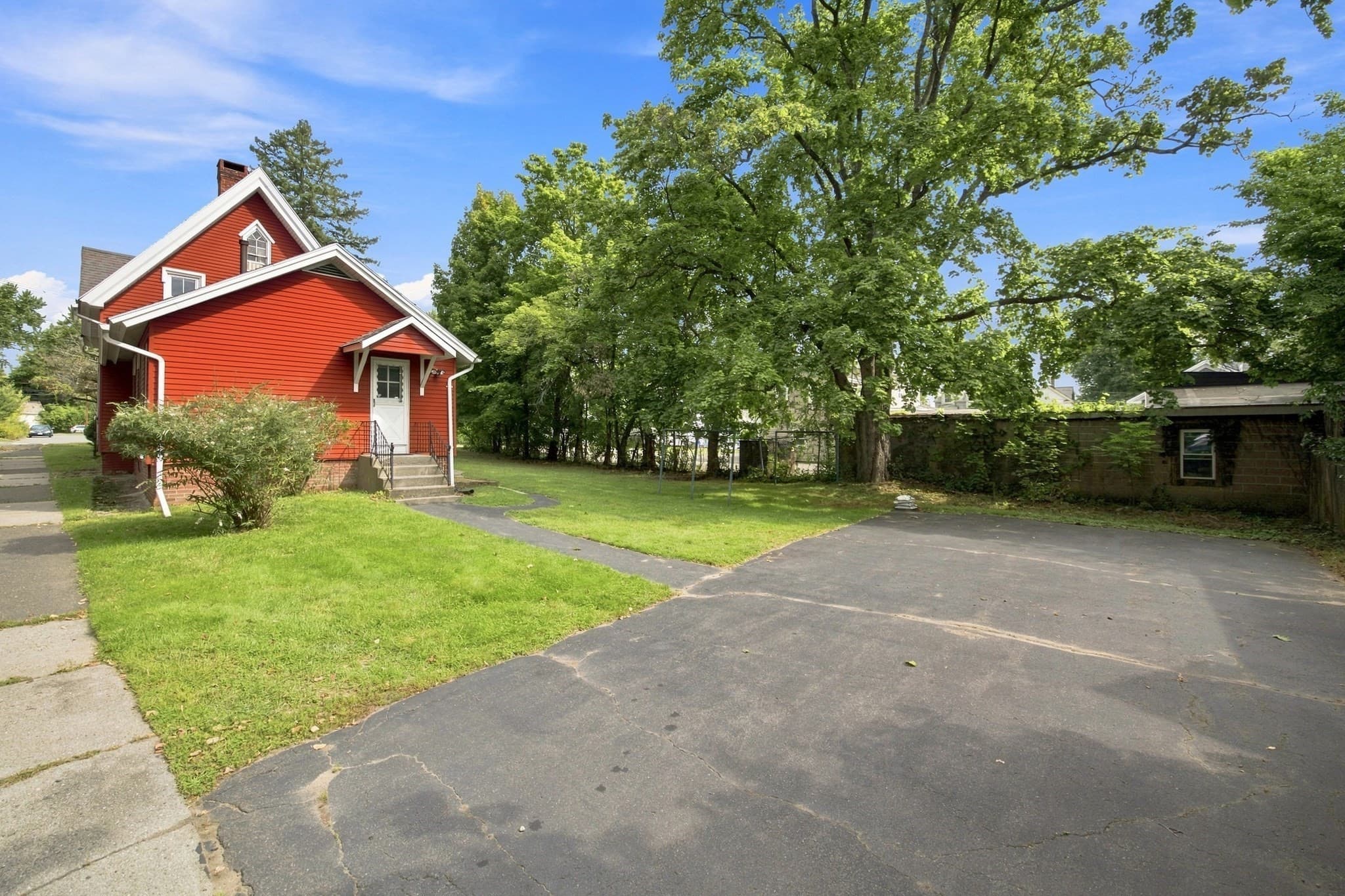 Single Family Residence at 46 Finn St, Northampton MA 01060, Northampton, photo 33 of 36