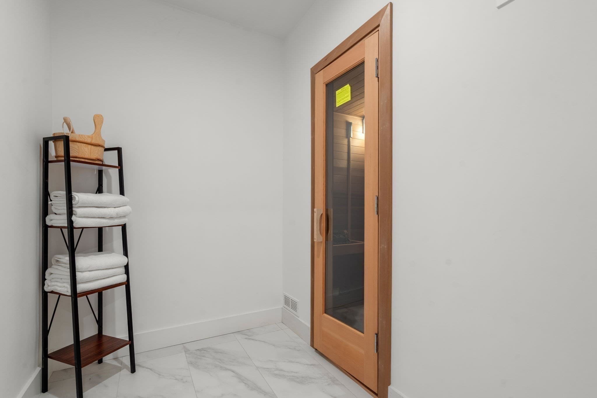 Single Family Residence at 20 Peach Tree Lane, Newton MA 02459, Newton, photo 33 of 40