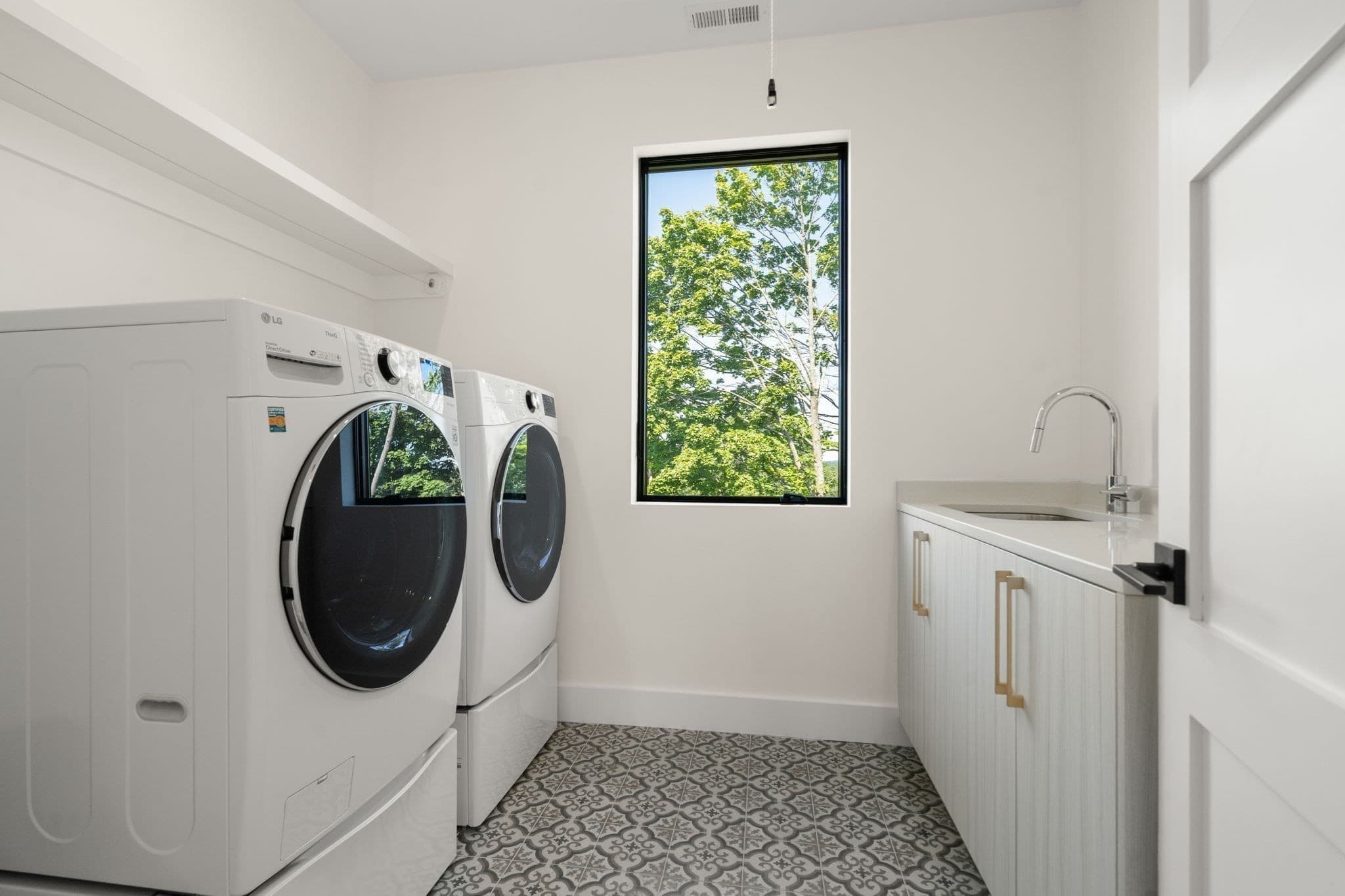 Single Family Residence at 20 Peach Tree Lane, Newton MA 02459, Newton, photo 29 of 40