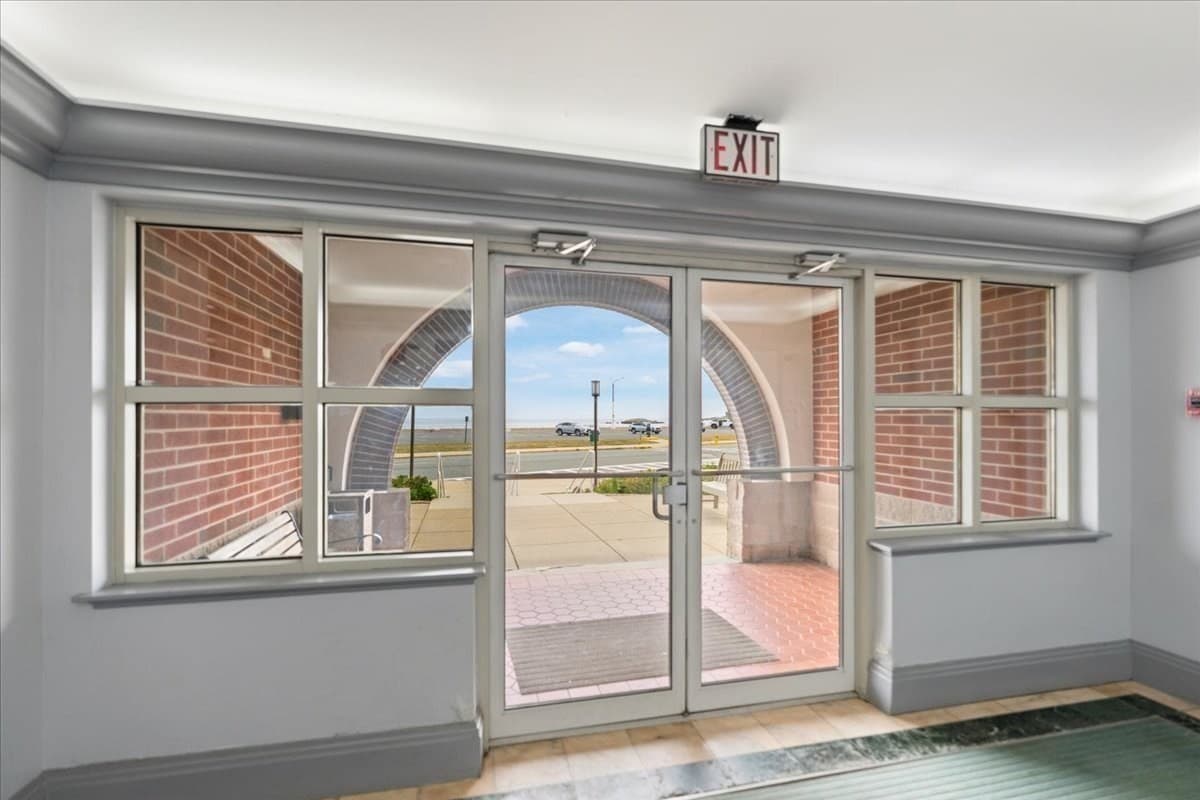 Condominium at 9 Park Ave. # 707, Hull MA 02045, Hull, photo 24 of 36