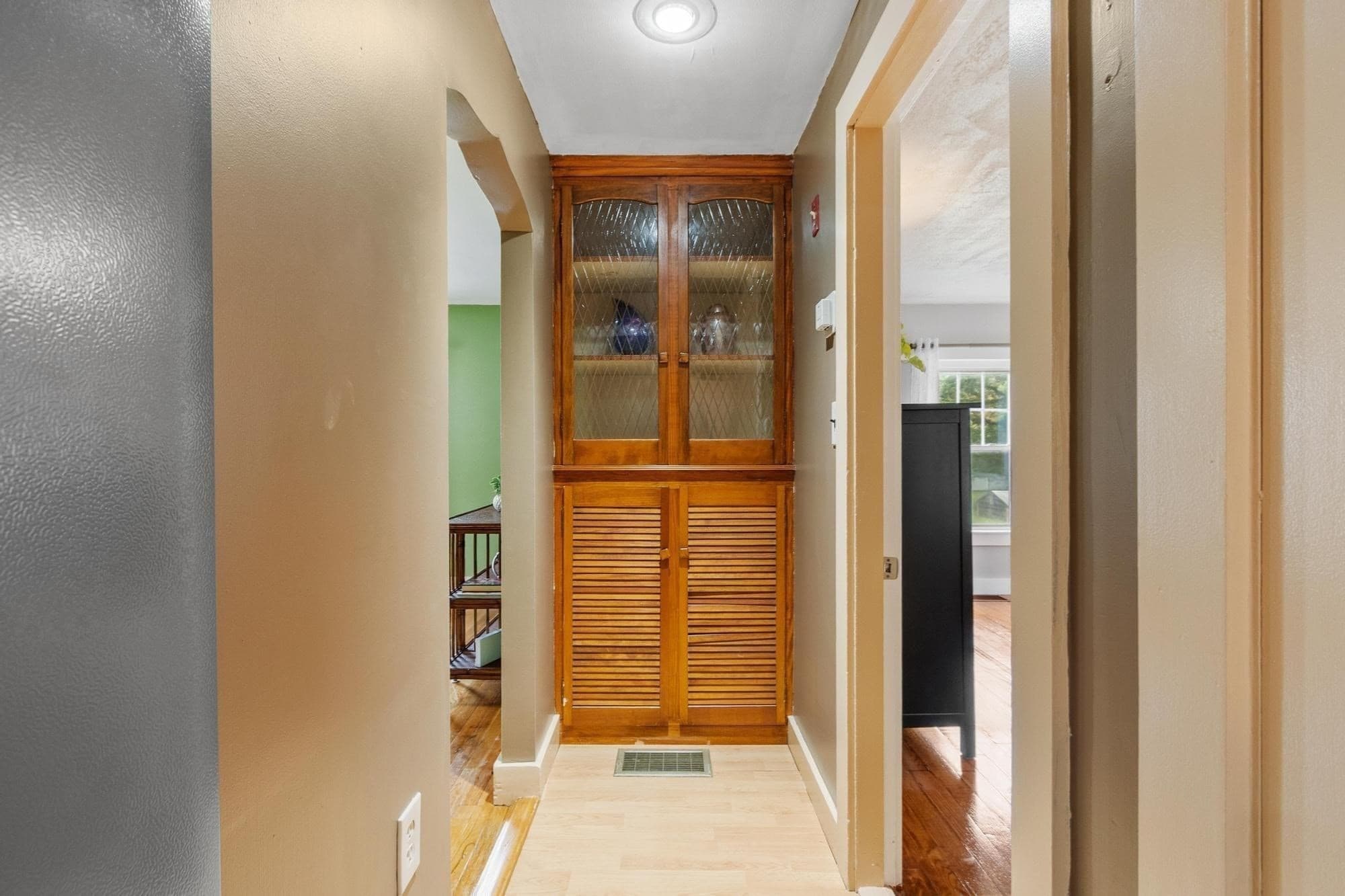 Single Family Residence at 282 Boutelle St, Fitchburg MA 01420, Fitchburg, photo 14 of 42