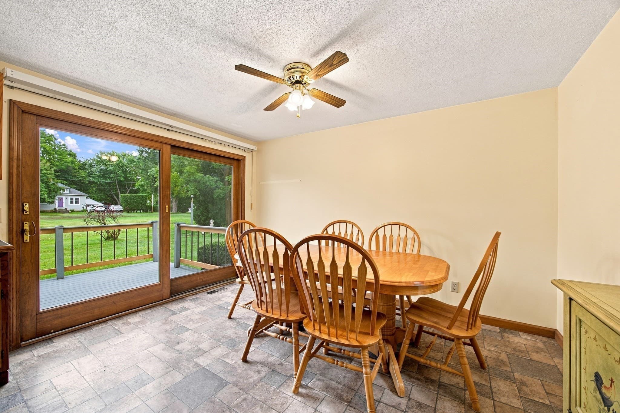 Single Family Residence at 10 Mountianview Street, Wilbraham MA 01095, Wilbraham, photo 7 of 42