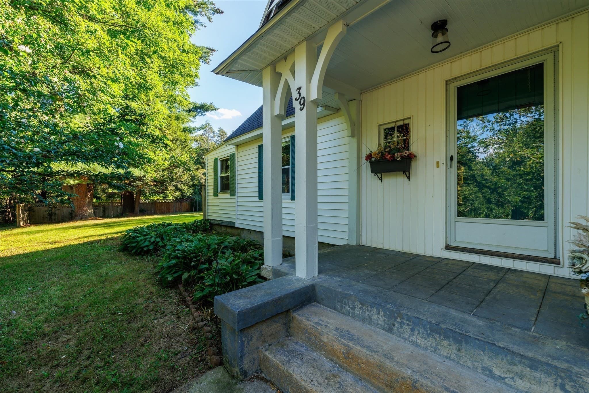 Single Family Residence at 39 Southbridge Rd, Dudley MA 01571, Dudley, photo 2 of 42