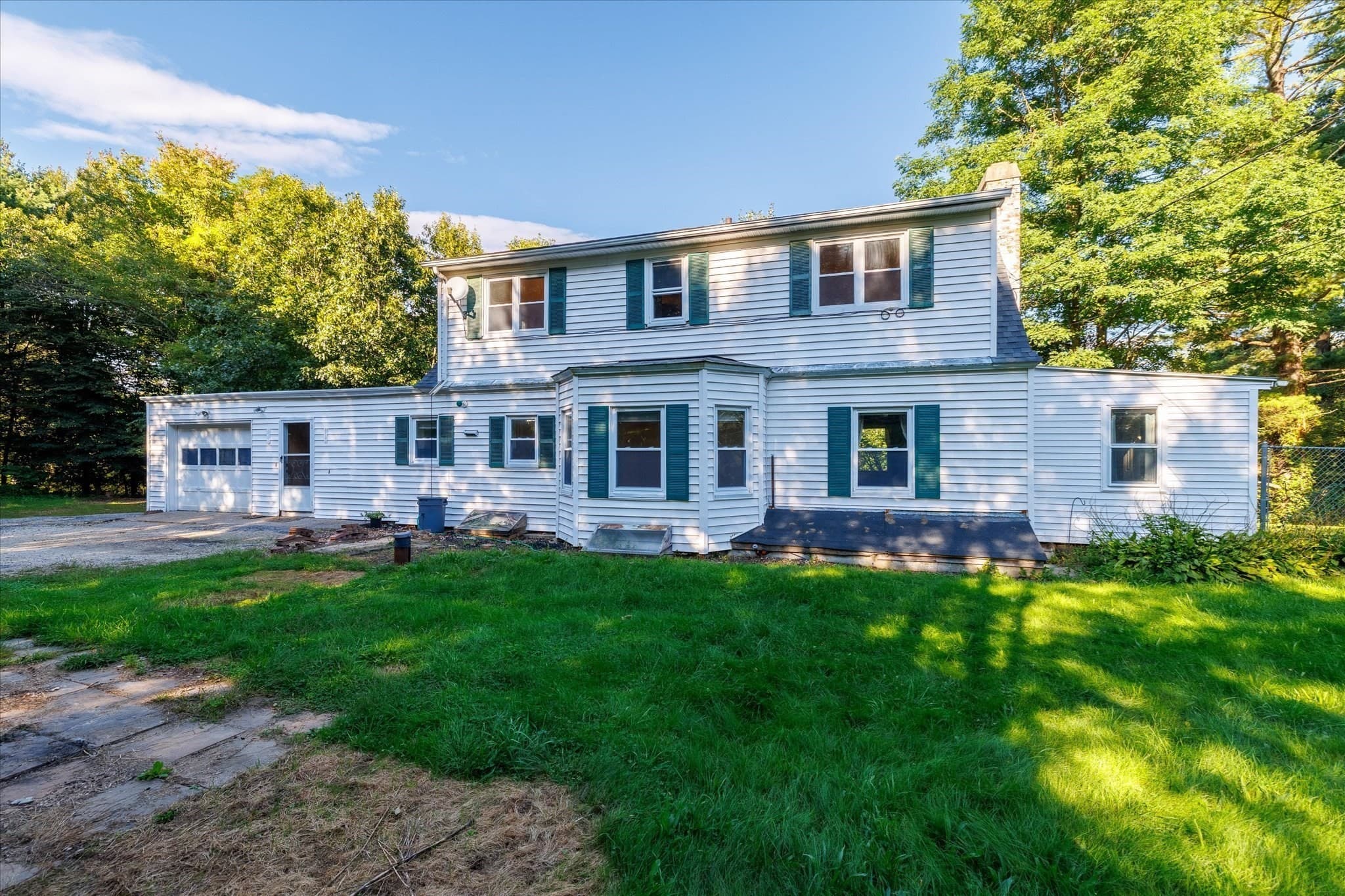 Single Family Residence at 39 Southbridge Rd, Dudley MA 01571, Dudley, photo 3 of 42