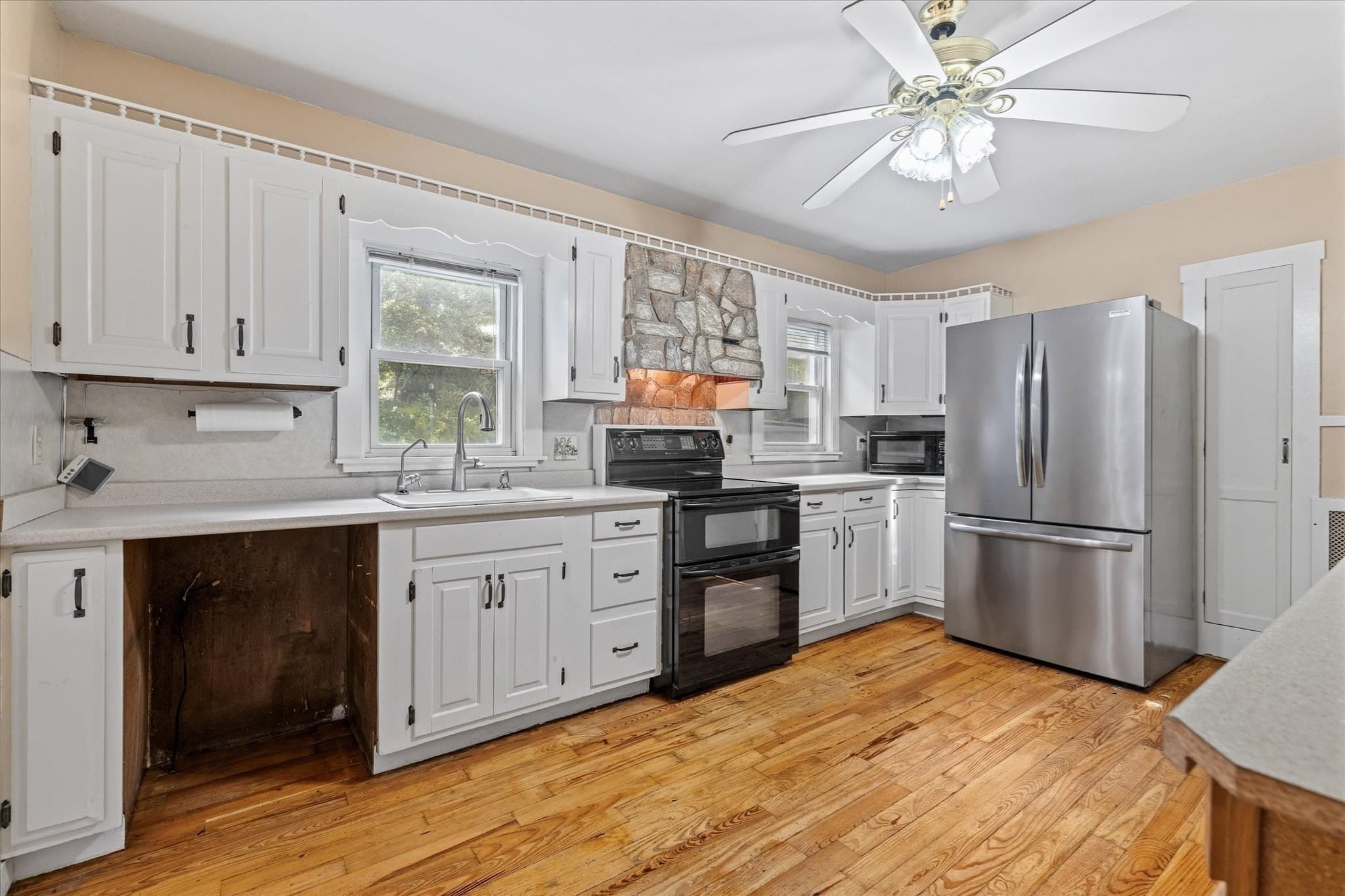 Single Family Residence at 39 Southbridge Rd, Dudley MA 01571, Dudley, photo 14 of 42