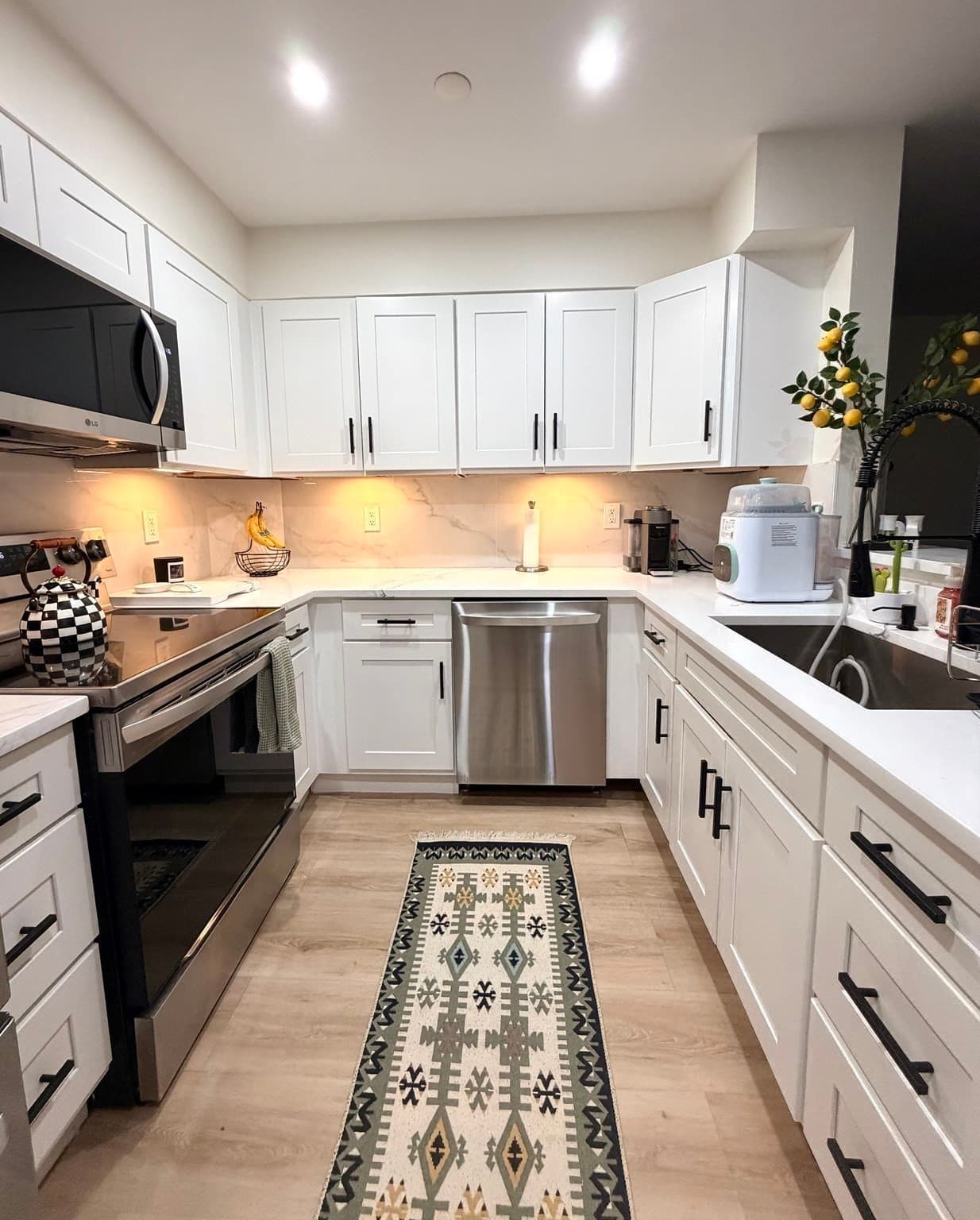 Condominium at 30 Chelsea St # 310, Everett MA 02149, Everett, photo 3 of 19
