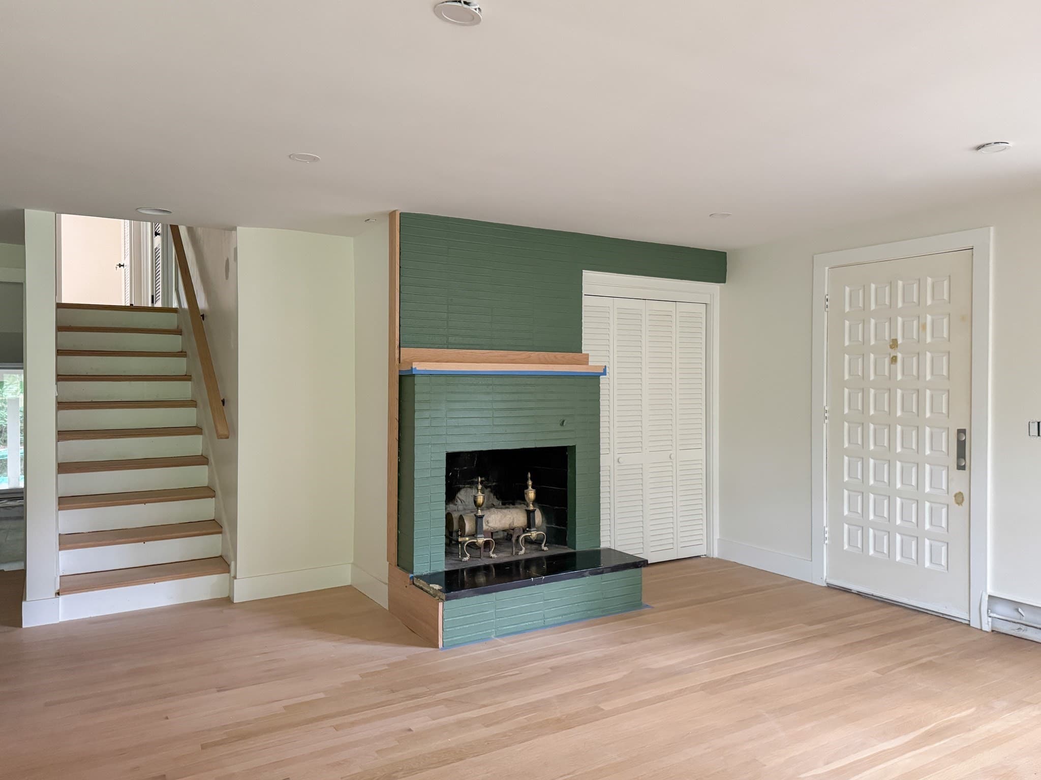 Single Family Residence at 28 Hill Top Dr, Warwick RI 02818, Warwick, photo 12 of 34