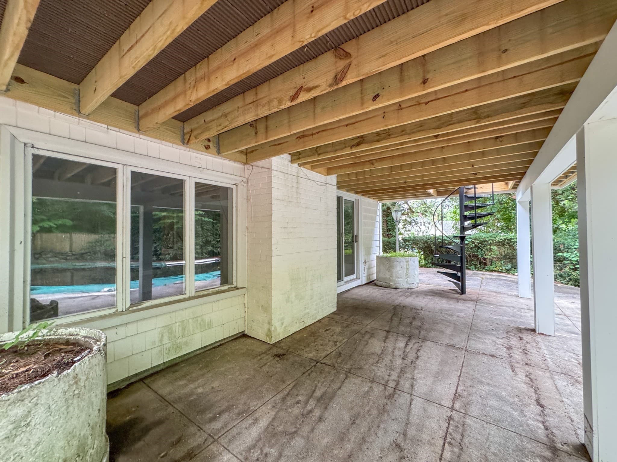 Single Family Residence at 28 Hill Top Dr, Warwick RI 02818, Warwick, photo 8 of 34