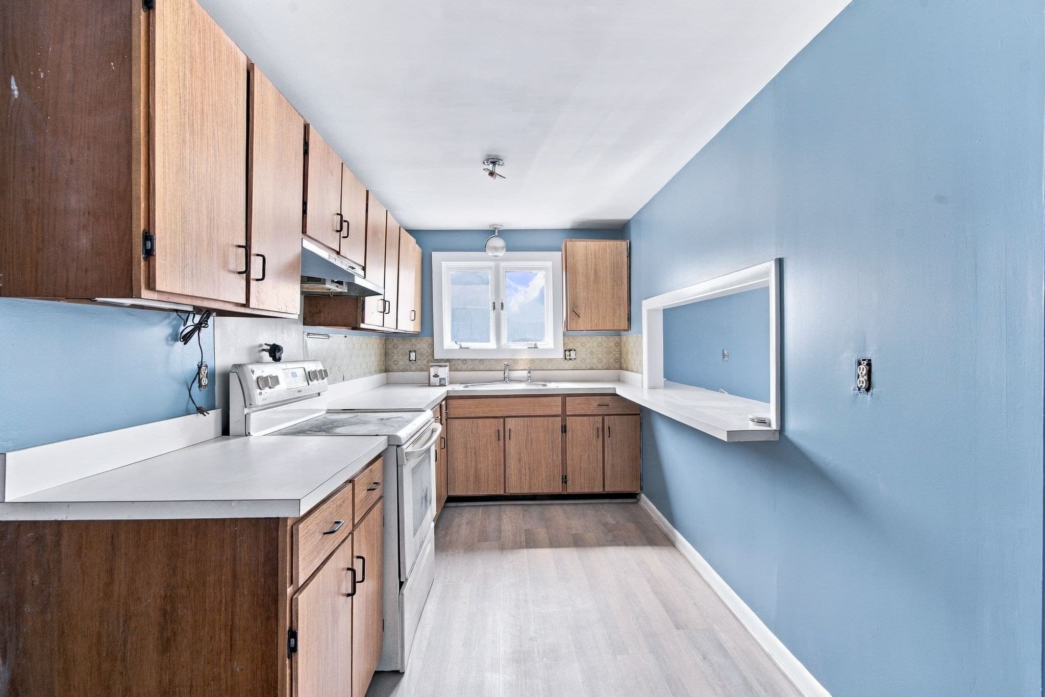 3 Family at 133 State St, New Bedford MA 02740, New Bedford, photo 26 of 42
