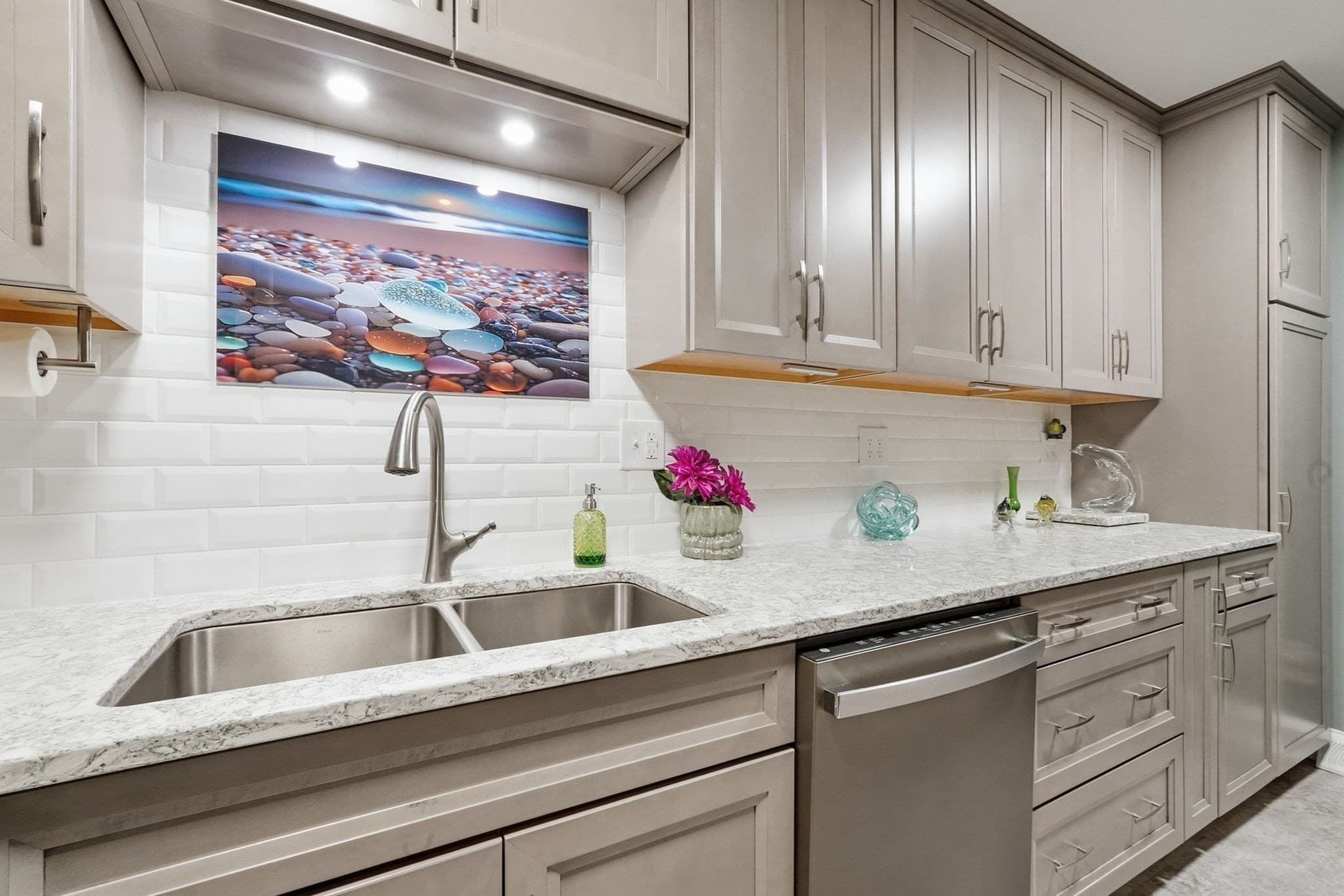 Condominium at 47 Meadowbrook Ln # 47, Palmer MA 01069, Palmer, photo 3 of 40