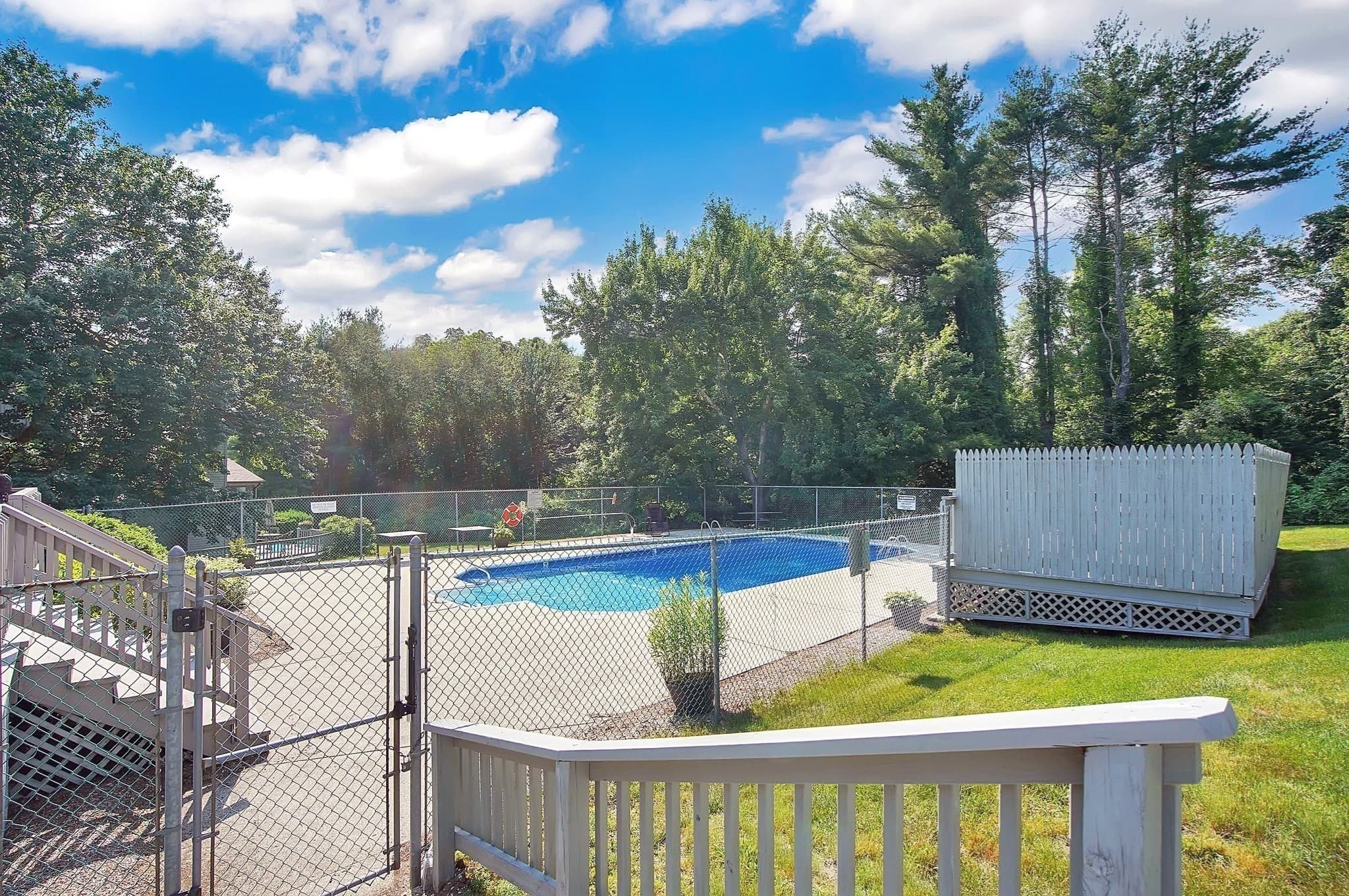 Condominium at 47 Meadowbrook Ln # 47, Palmer MA 01069, Palmer, photo 35 of 40