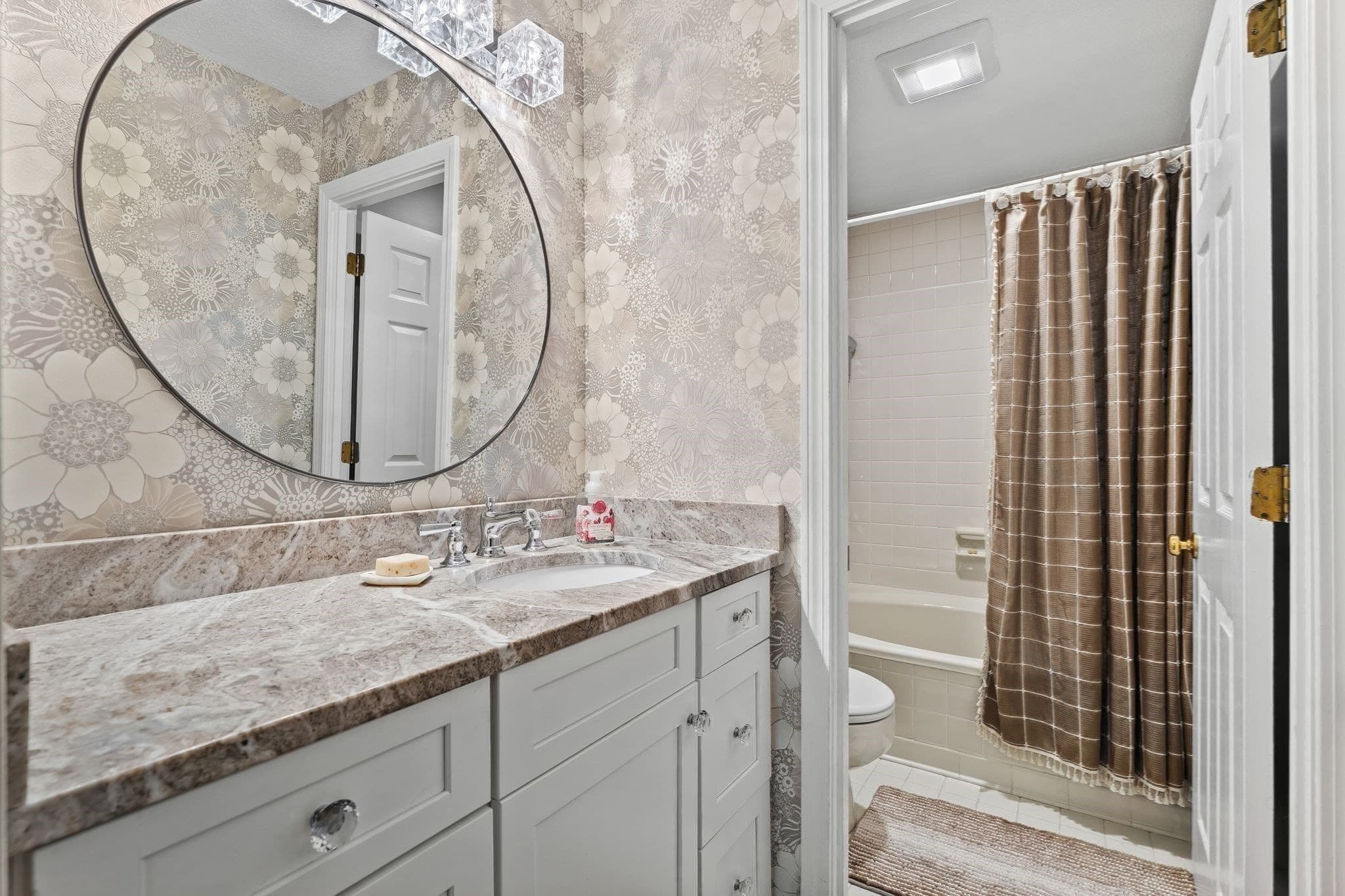 Condominium at 666 Main St # 310, Winchester MA 01890, Winchester, photo 23 of 41