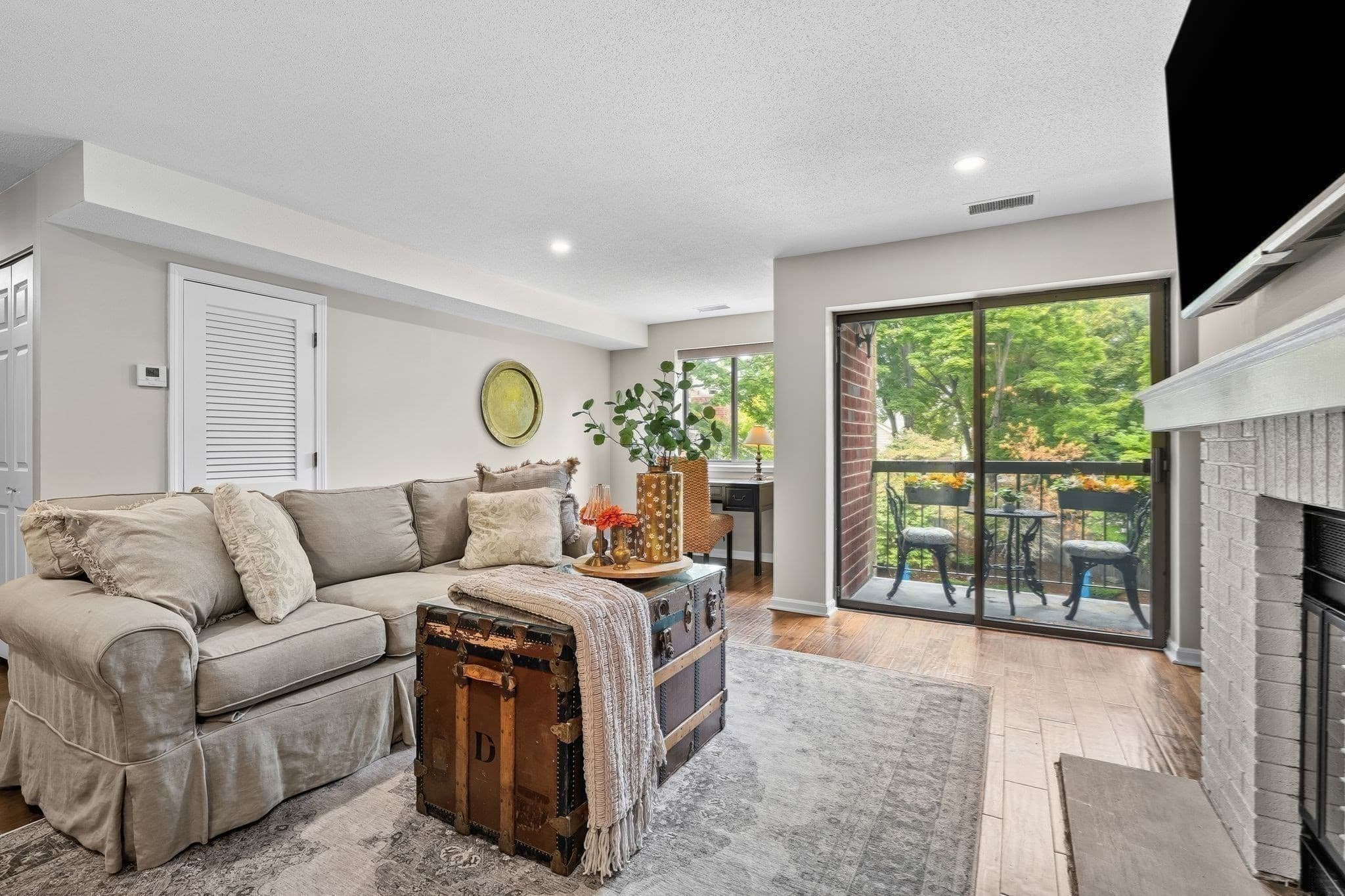 Condominium at 666 Main St # 310, Winchester MA 01890, Winchester, photo 10 of 41