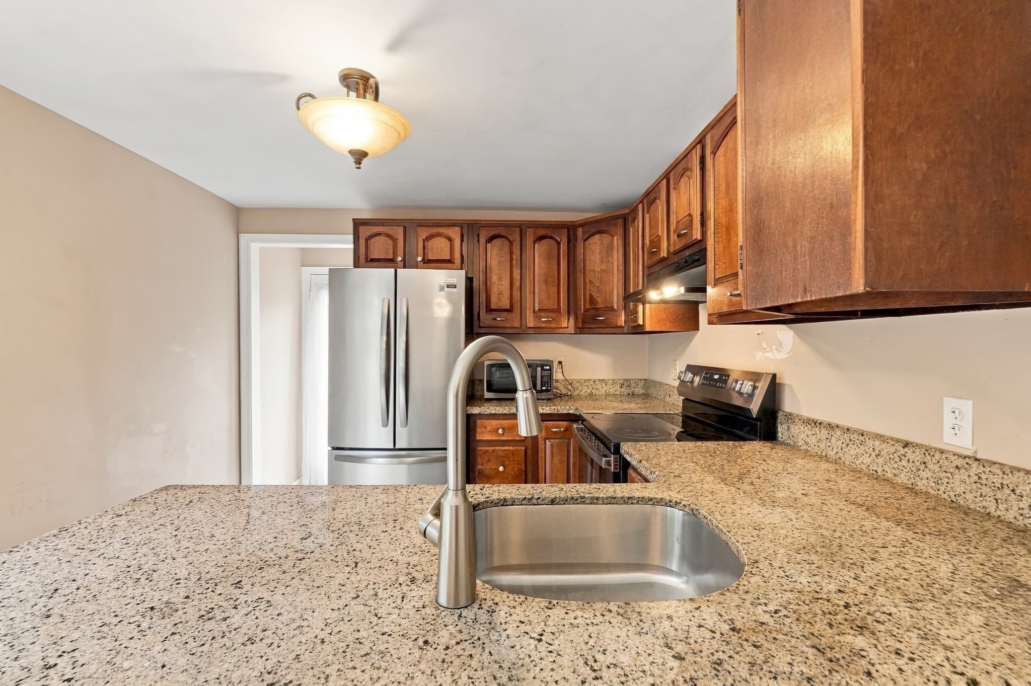 Single Family Residence at 9 Spring Terrace, Shrewsbury MA 01545, Shrewsbury, photo 11 of 28