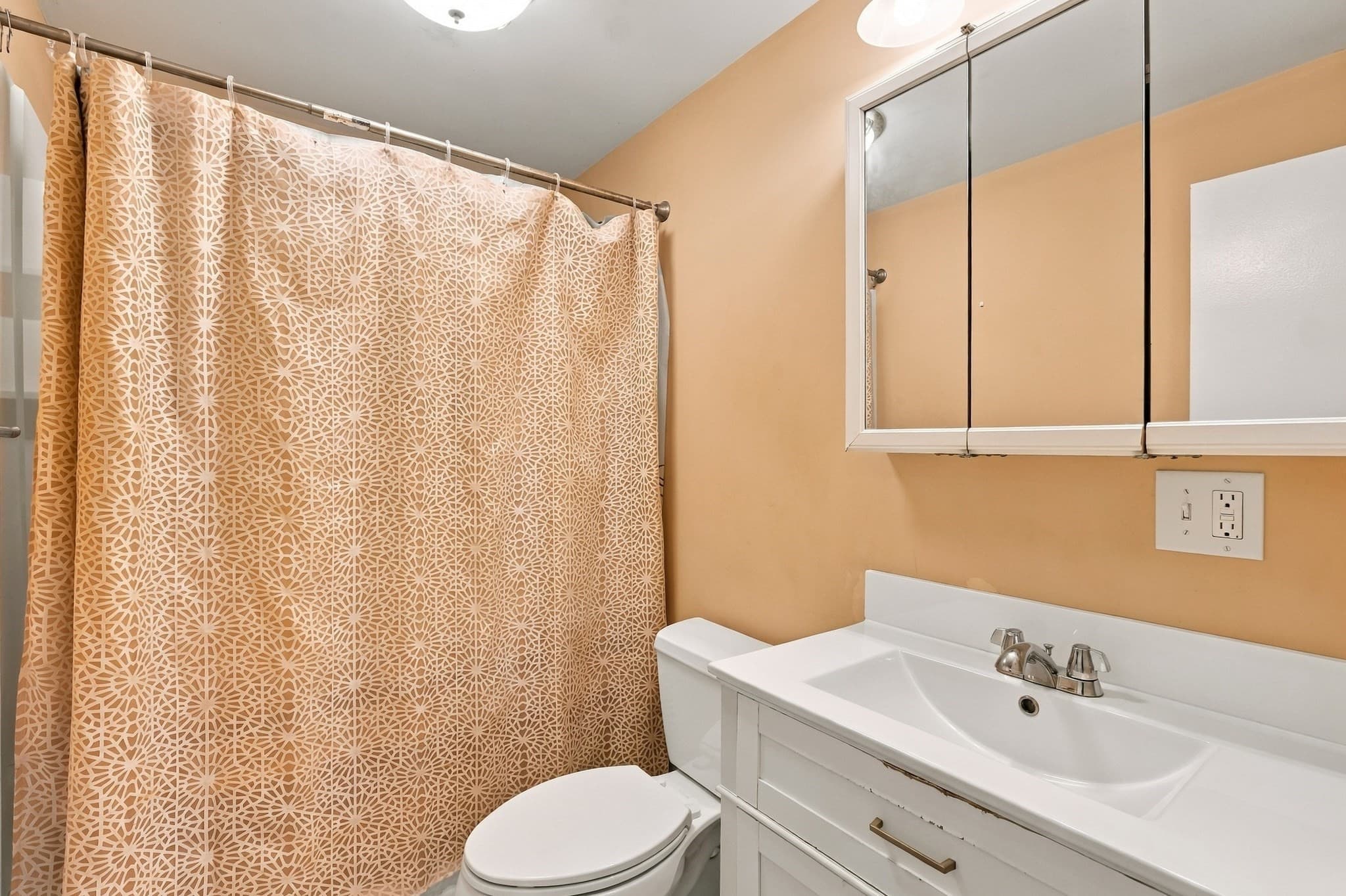 Single Family Residence at 9 Spring Terrace, Shrewsbury MA 01545, Shrewsbury, photo 21 of 28