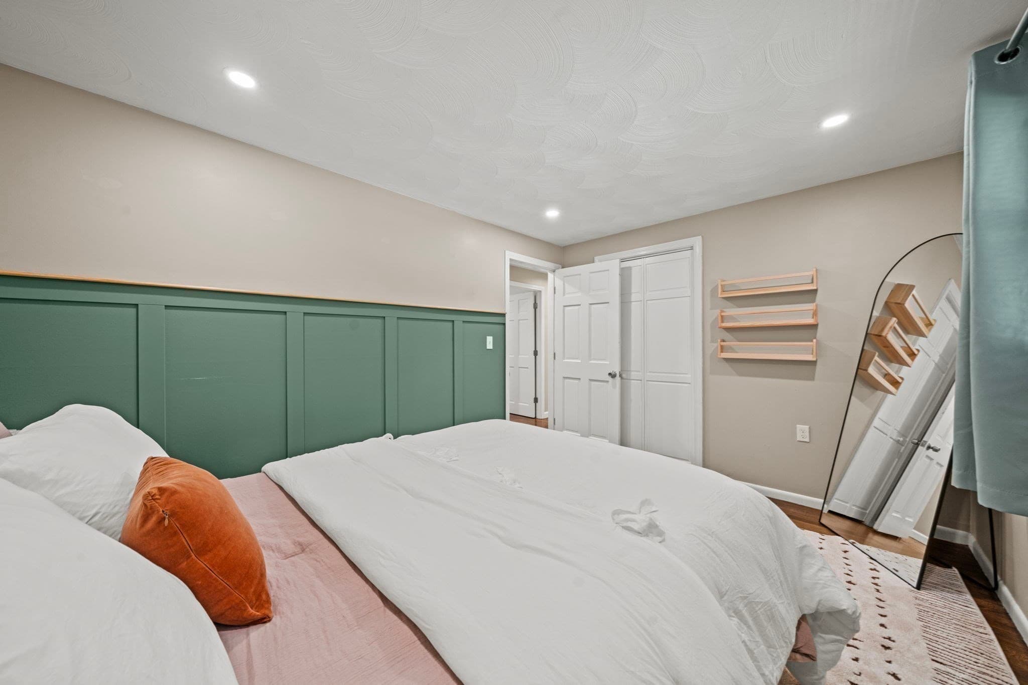 Single Family Residence at 71 Martha Ave, Tewksbury MA 01876, Tewksbury, photo 19 of 42