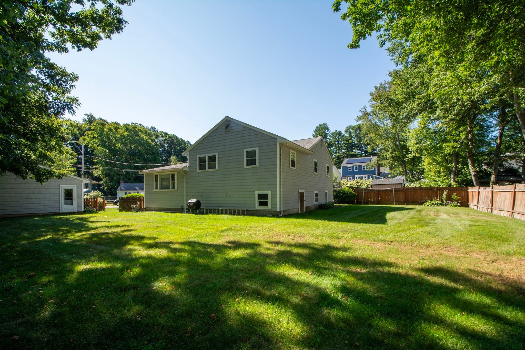 Single Family Residence at 40 Border Rd, Holbrook MA 02343, Holbrook, photo 2 of 30