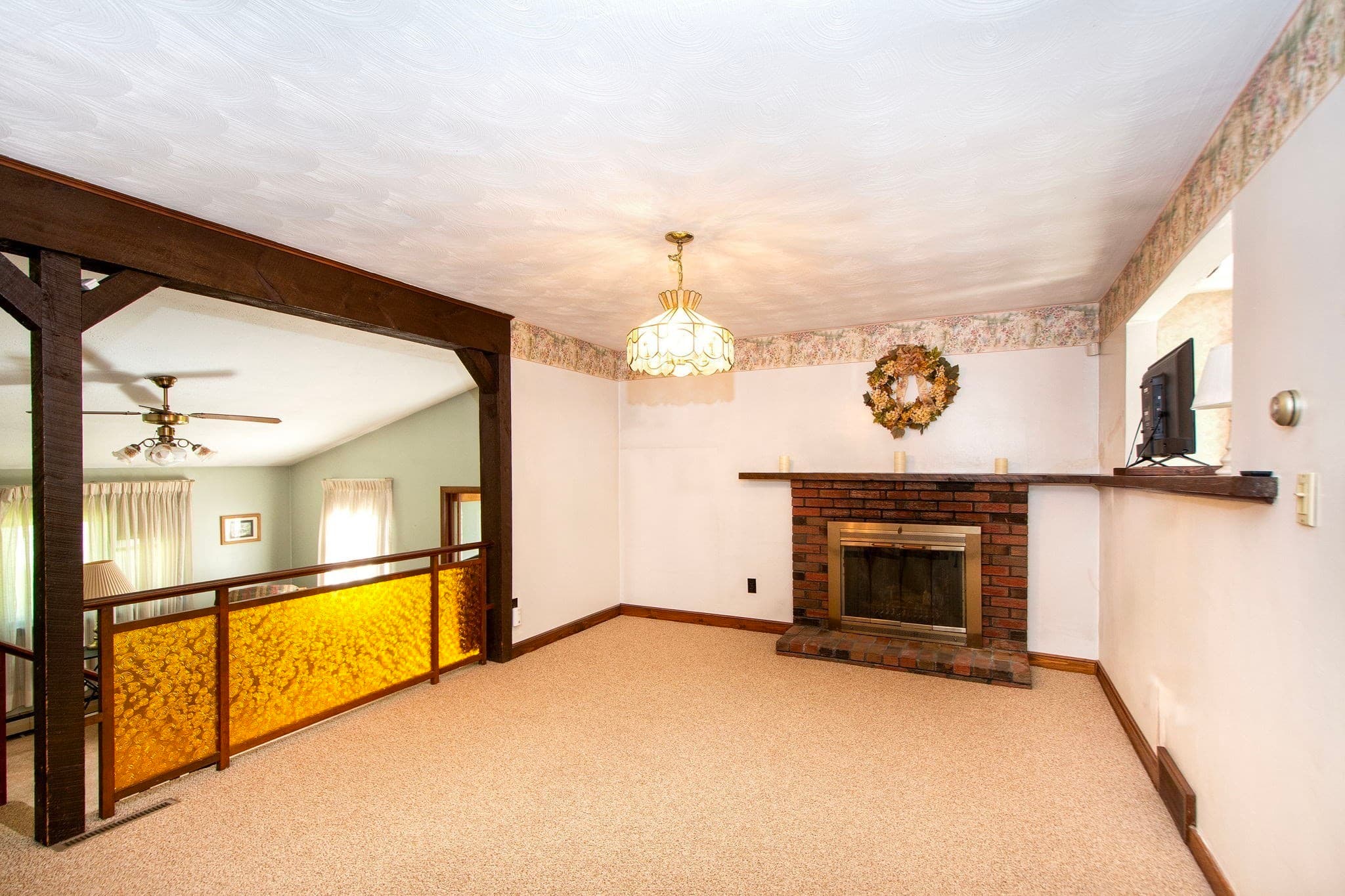 Single Family Residence at 40 Border Rd, Holbrook MA 02343, Holbrook, photo 5 of 30