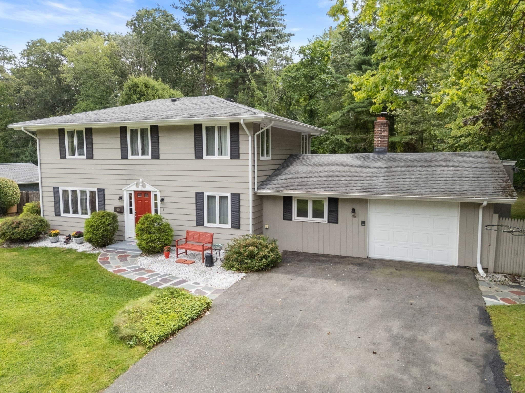 Single Family Residence at 7 Lamphere Cir, Framingham MA 01701, Framingham, photo 36 of 42