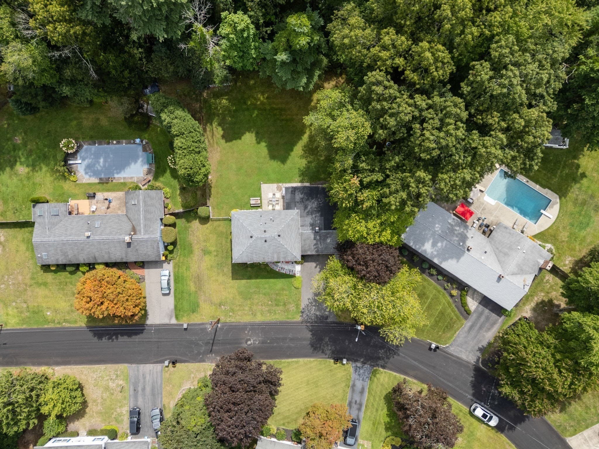 Single Family Residence at 7 Lamphere Cir, Framingham MA 01701, Framingham, photo 41 of 42