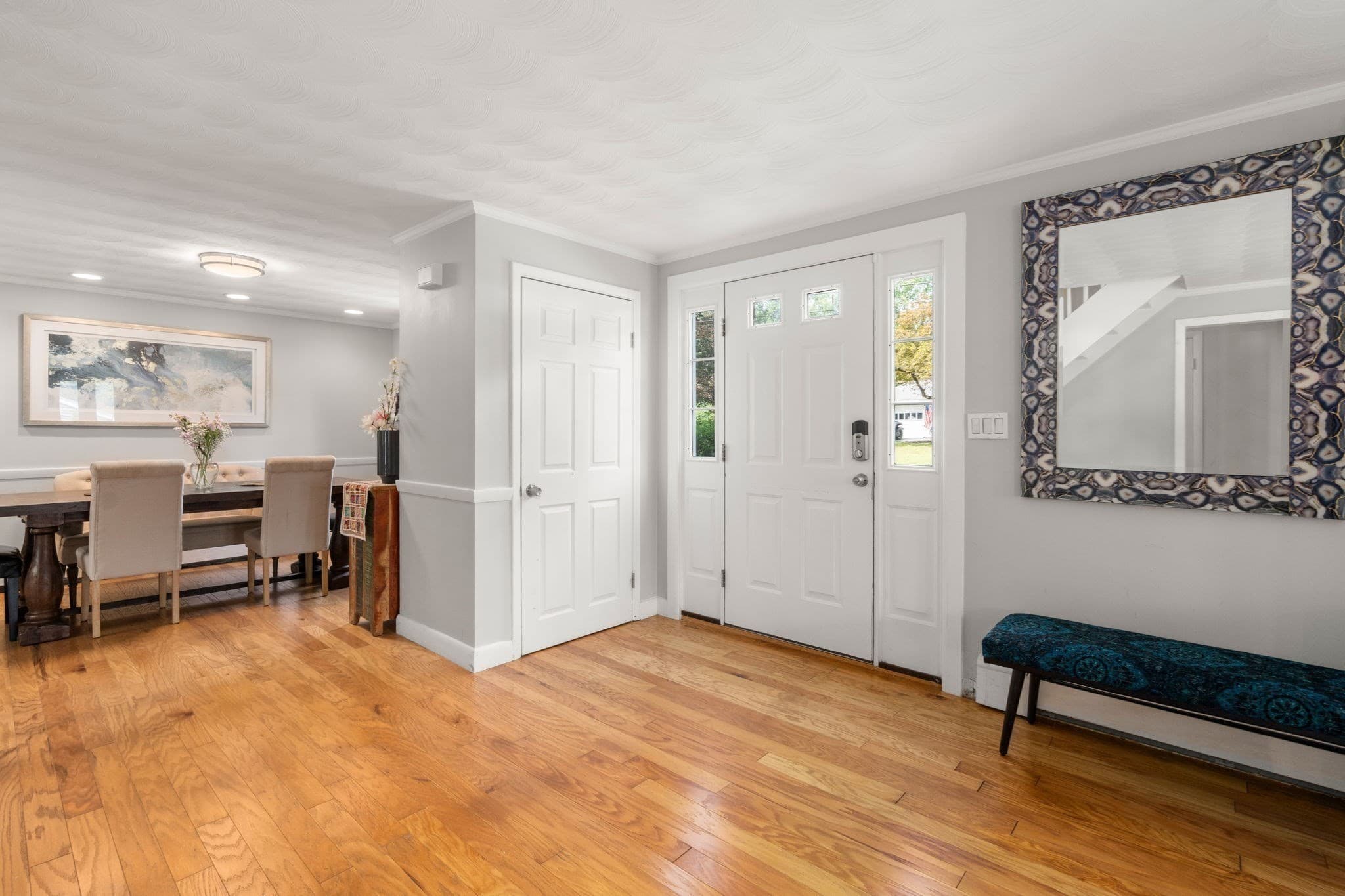Single Family Residence at 7 Lamphere Cir, Framingham MA 01701, Framingham, photo 4 of 42