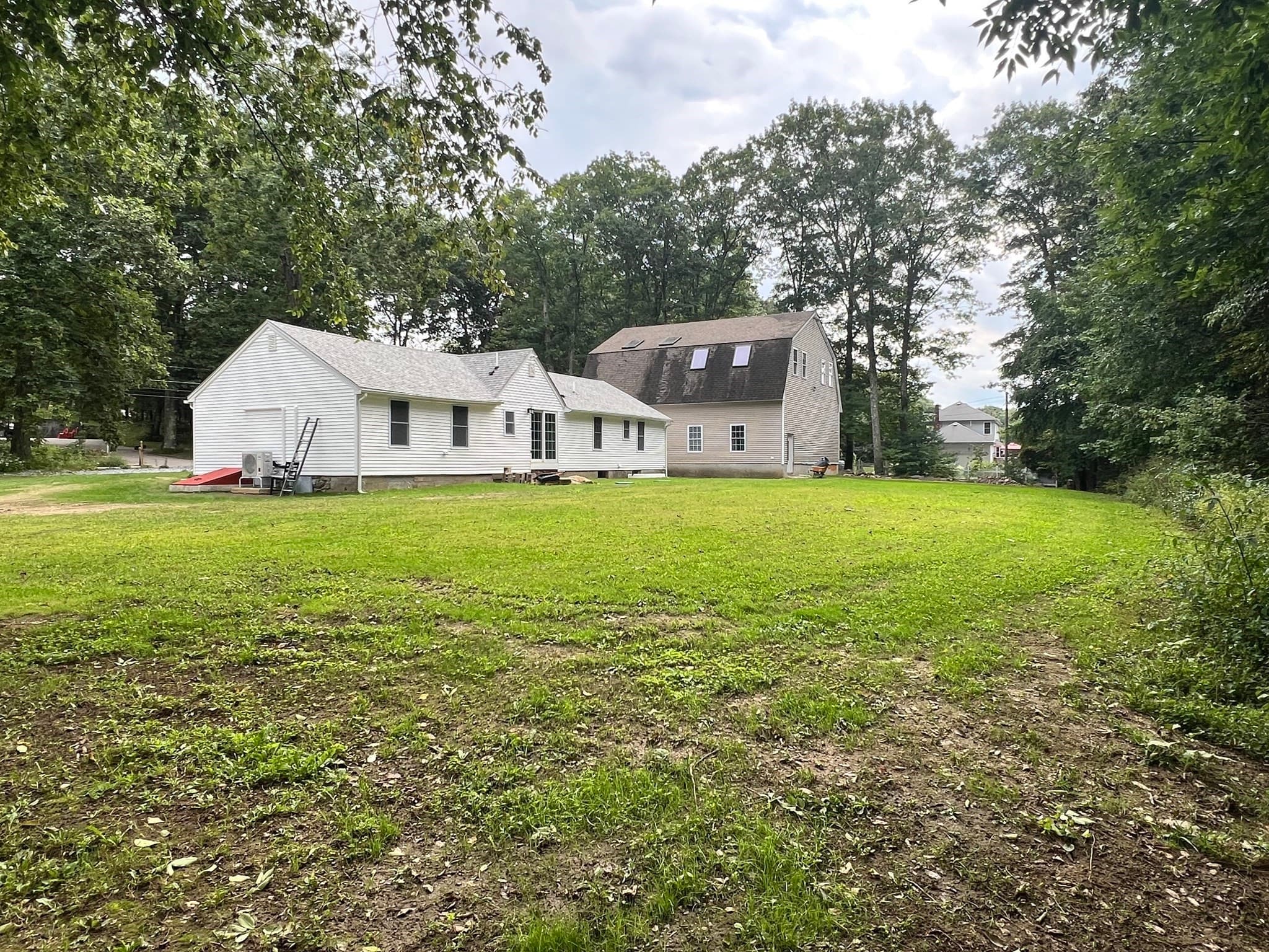 199 Center Depot Road, Charlton MA 01507