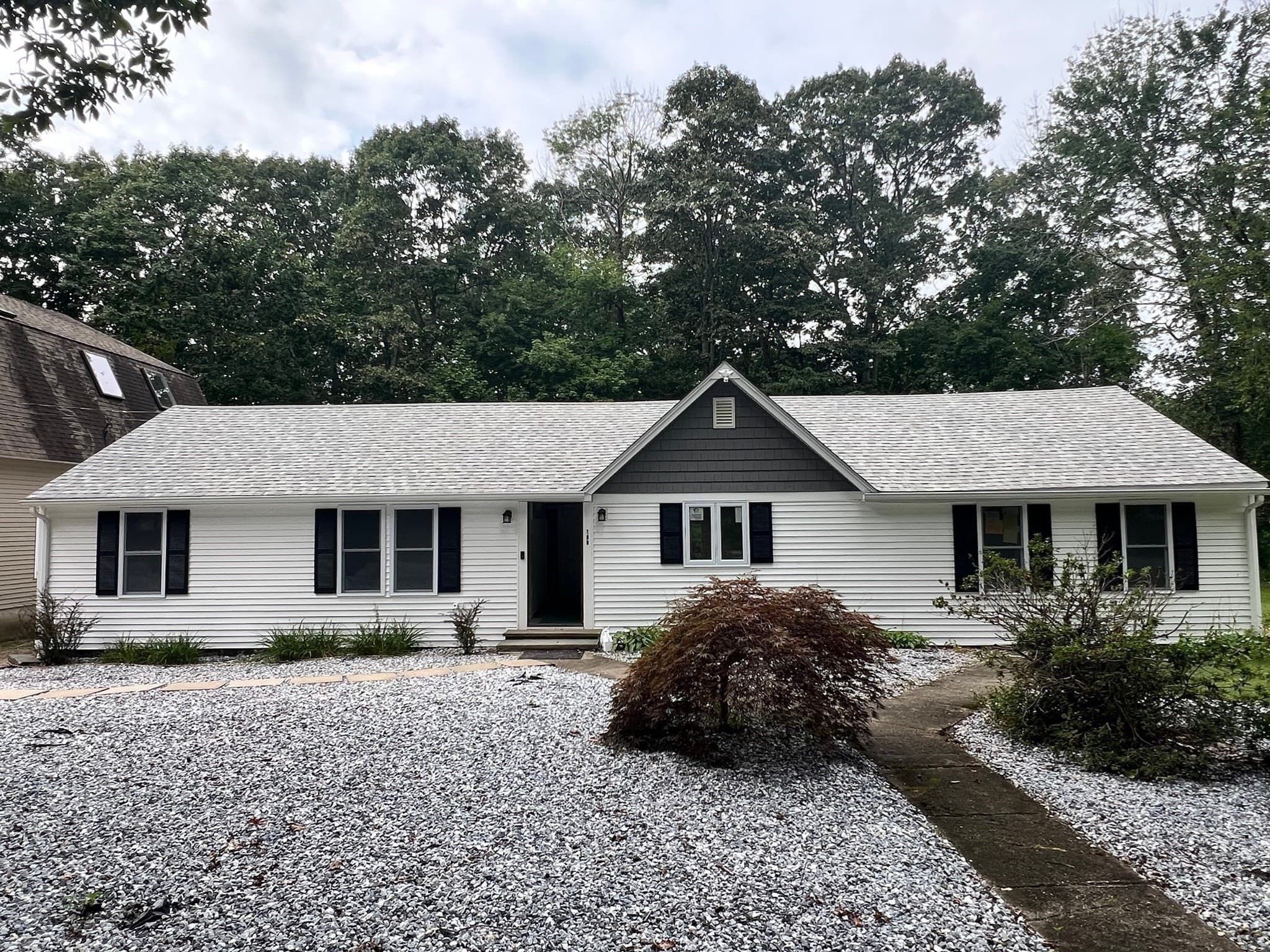 Single Family Residence at 199 Center Depot Road, Charlton MA 01507, Charlton, photo 4 of 42