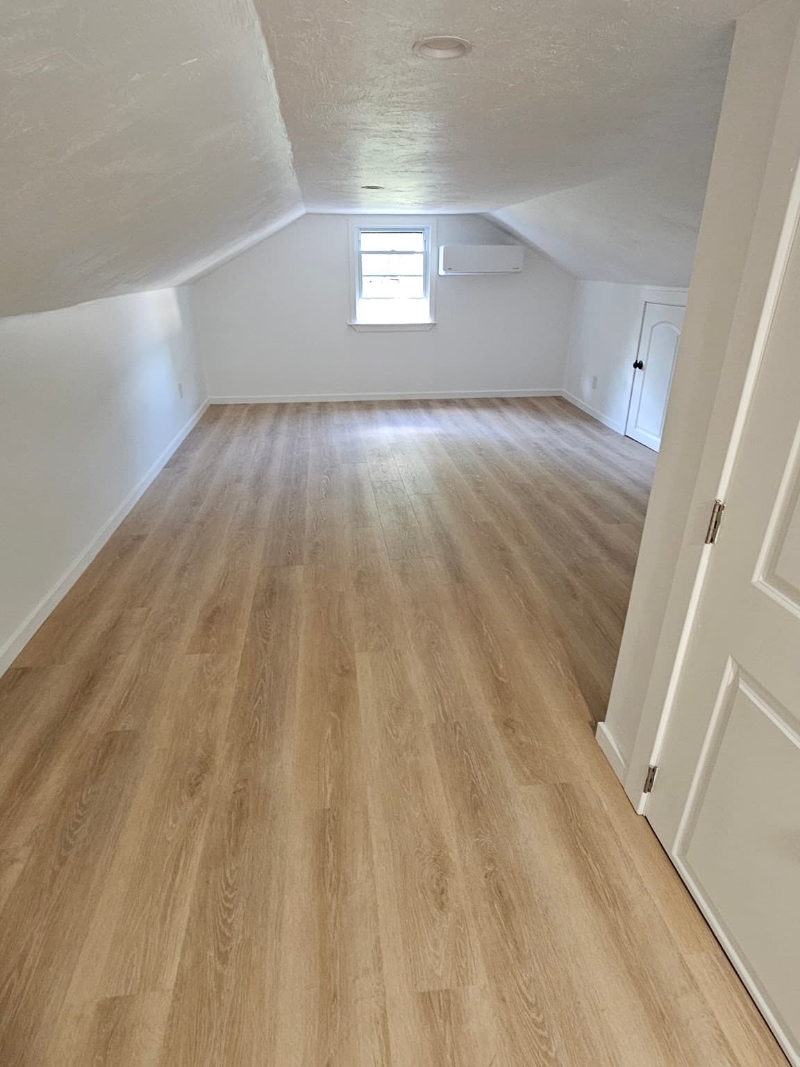 Single Family Residence at 165 Newbury St, Framingham MA 01701, Framingham, photo 34 of 40