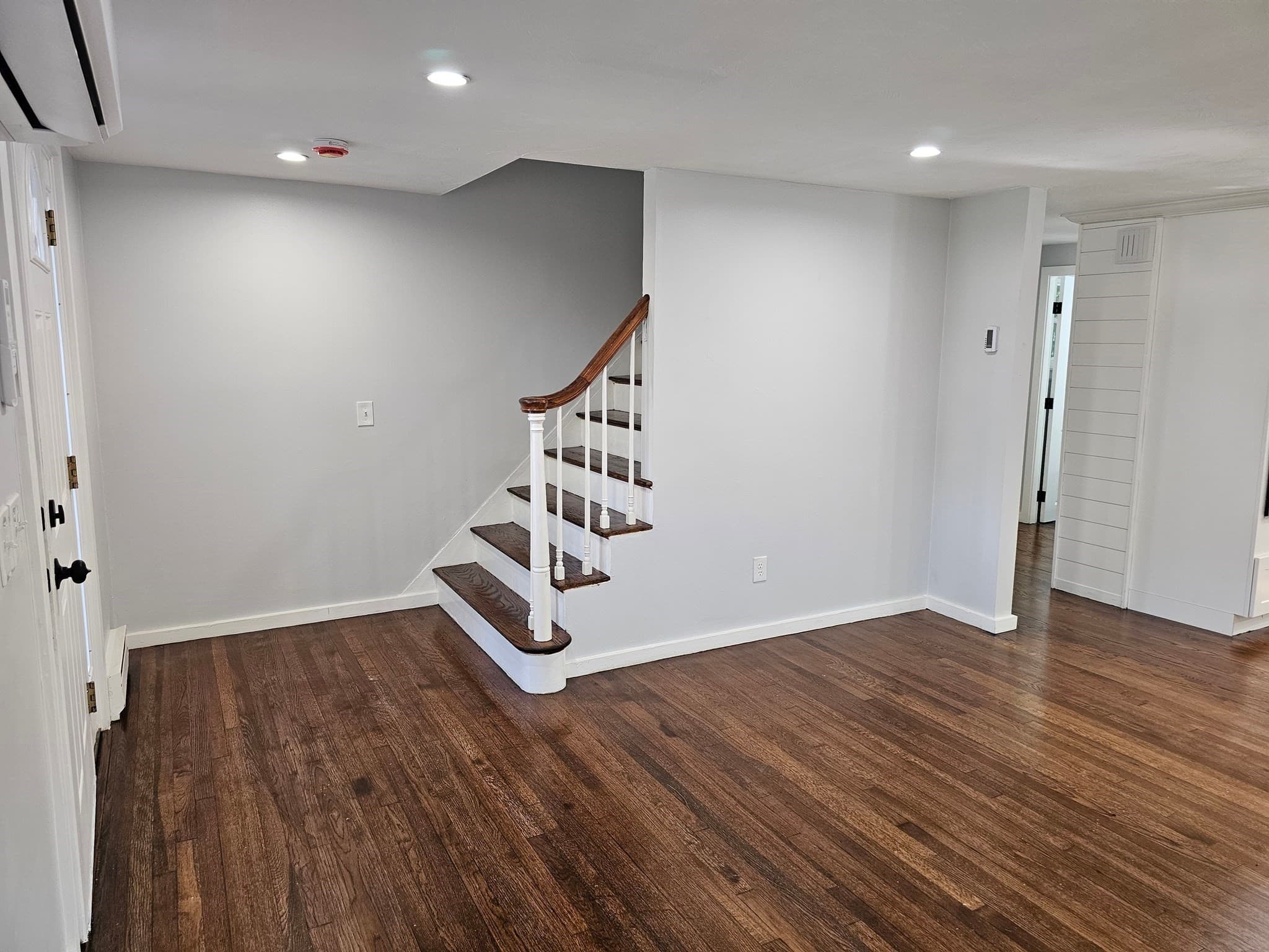 Single Family Residence at 165 Newbury St, Framingham MA 01701, Framingham, photo 14 of 40