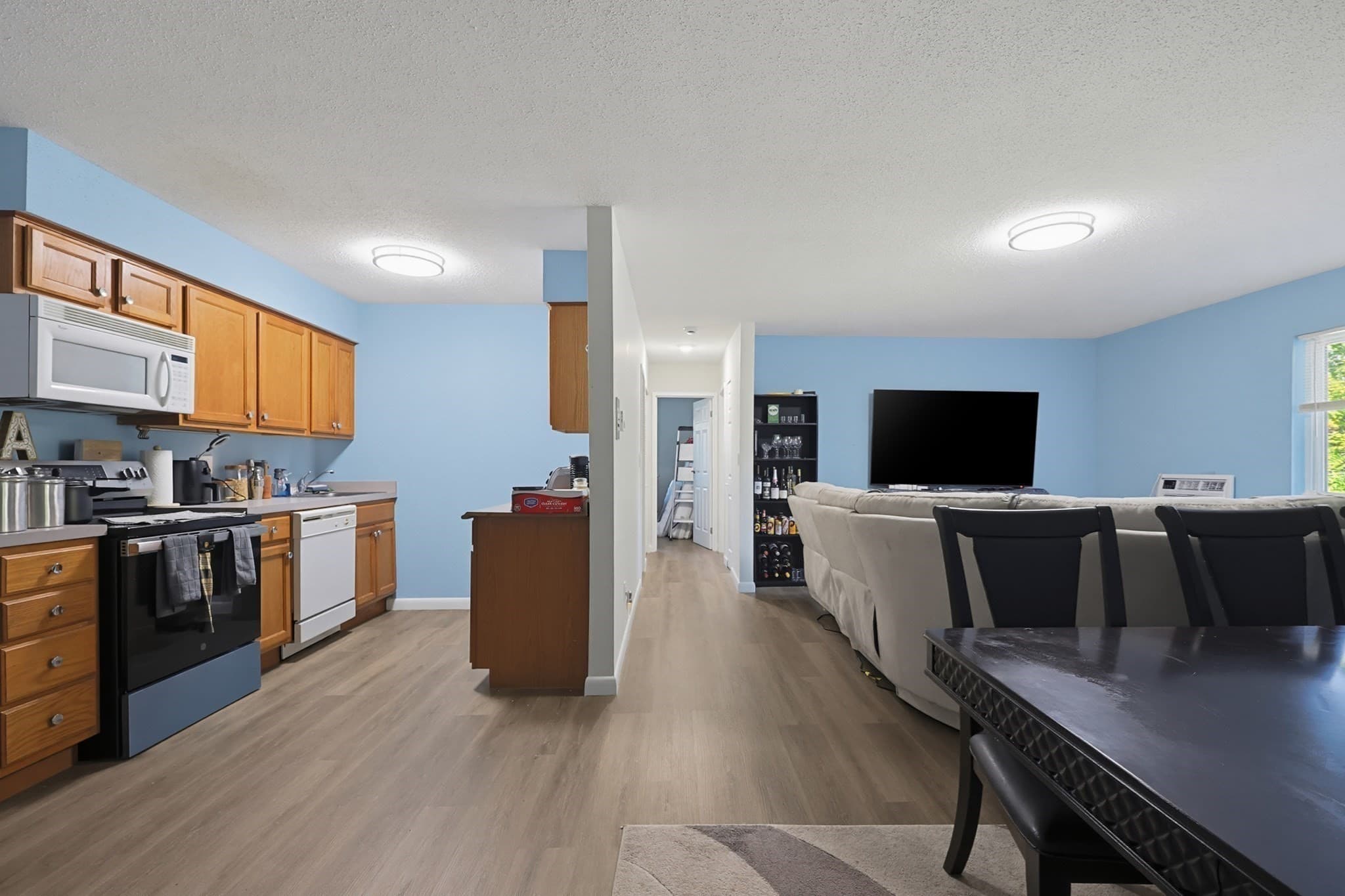 Condominium at 22 Dailey St # F, Attleboro MA 02703, Attleboro, photo 9 of 29